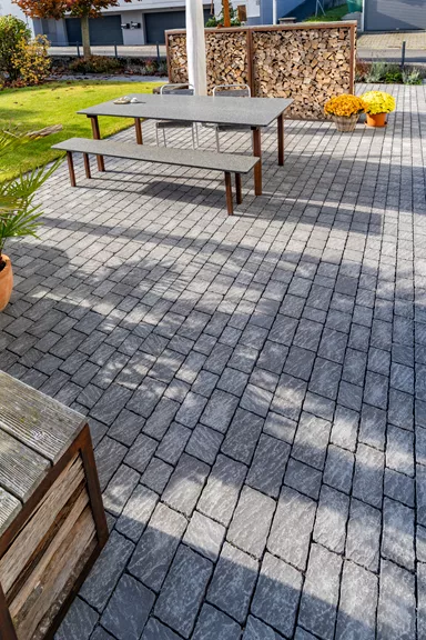 FRIEDA Wildpflaster perlgrau strukturiert Kanten gebr. L 9.4-19.4 cm B 9.4-11.9 cm H 7 cm