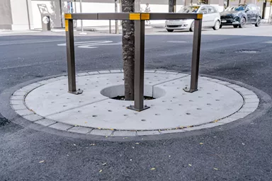 TREETUB Betondeckel 2-teilig mit Stammöffnung zentrisch D 220 cm H 12 cm