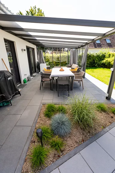 ALENA PLUS Gartenplatte graphitschwarz gestrahlt gefast versiegelt L 80 cm B 40 cm H 4 cm