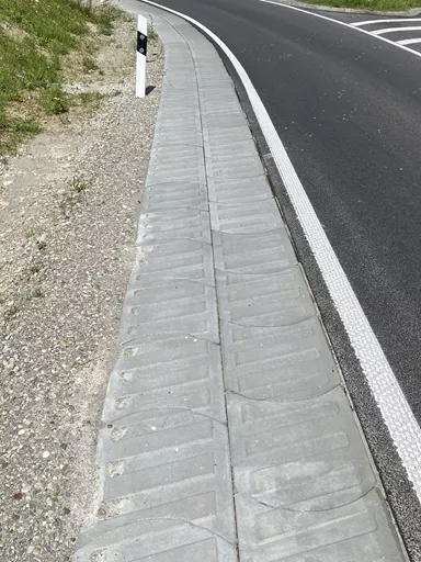 STRADAFINO Bankett- und Spurelement grau gerillt gefast L 50 cm B 50 cm H 14 cm