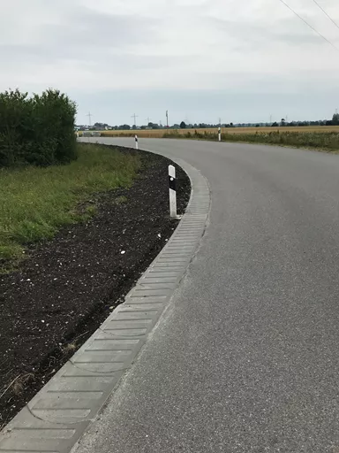 STRADAFINO Bankett- und Spurelement grau gerillt gefast L 50 cm B 50 cm H 14 cm