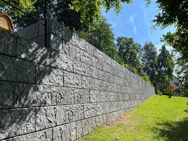 FELSMAUER Böschungselement Mittelstein grau strukturiert L 98 cm B 50 cm H 50 cm