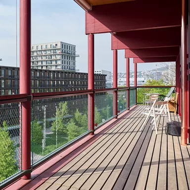 BOSCUS Betonbretter mit Holz- oder Rillenstruktur