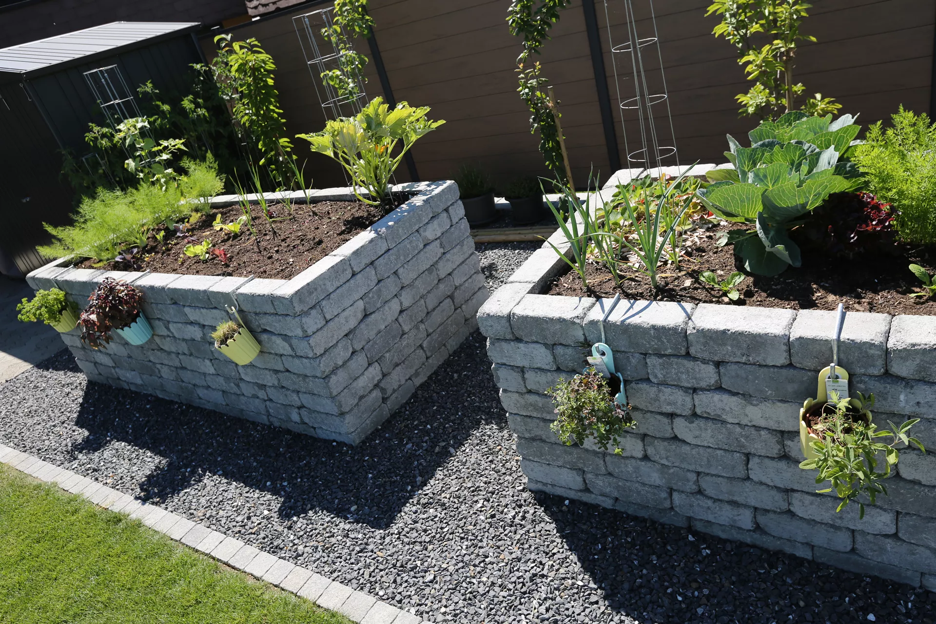 CUATRO Mauersteine Kanten gebrochen naturgrau L 20-35 cm B 25 cm H 15 cm