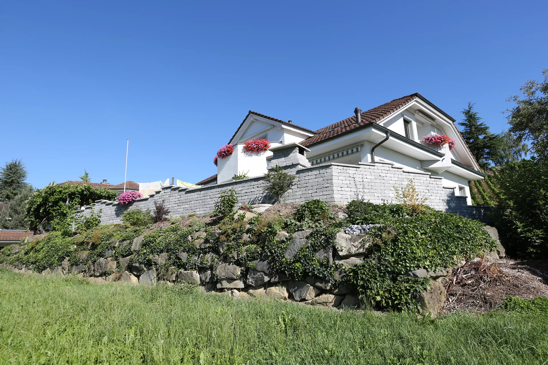 CUATRO Mauersteine Kanten gebrochen naturgrau L 20-35 cm B 25 cm H 15 cm