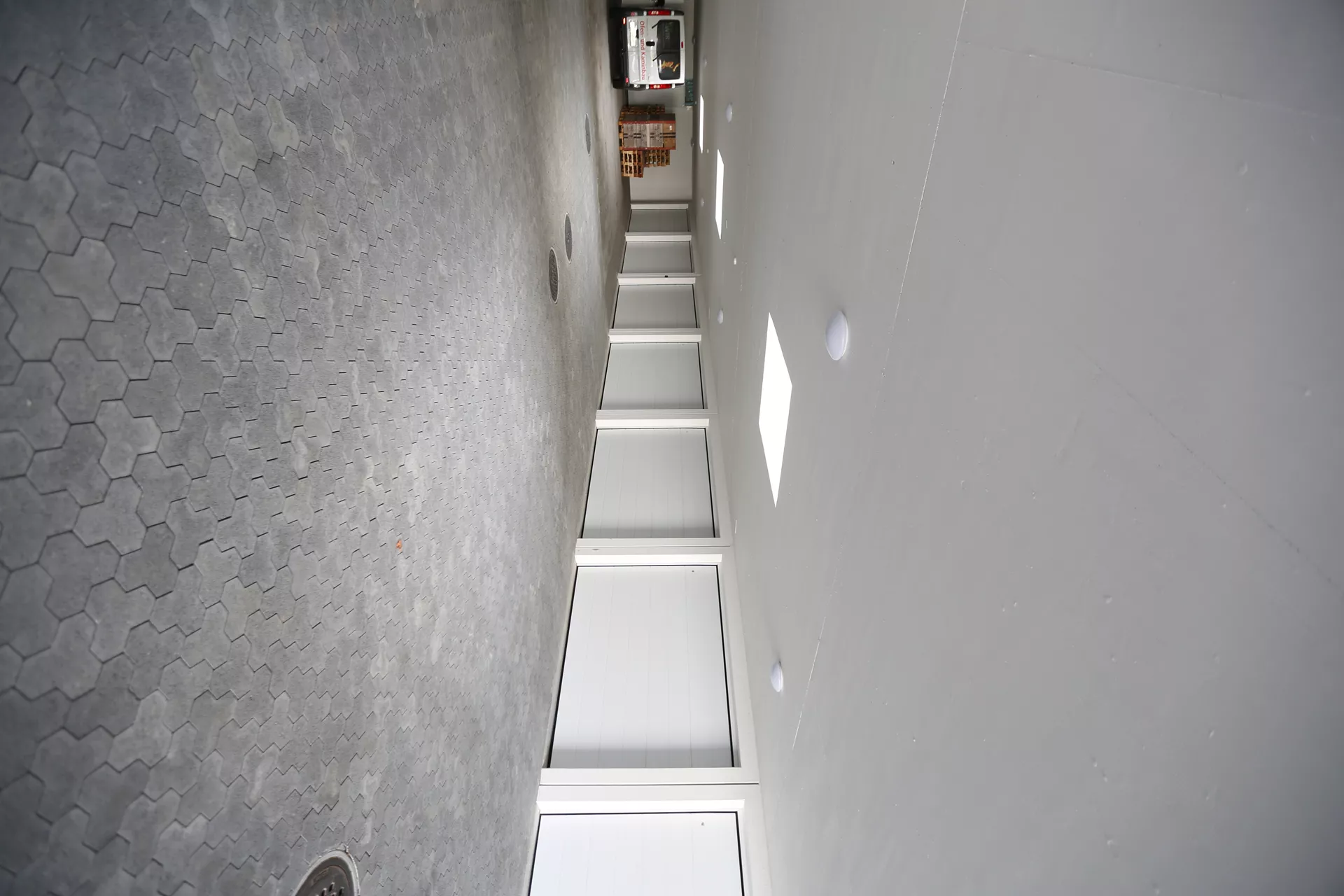 SIX-SILENTA Verbundstein mit Nocken Normalstein grau glatt vollkantig L 19.7 cm B 17 cm H 8 cm