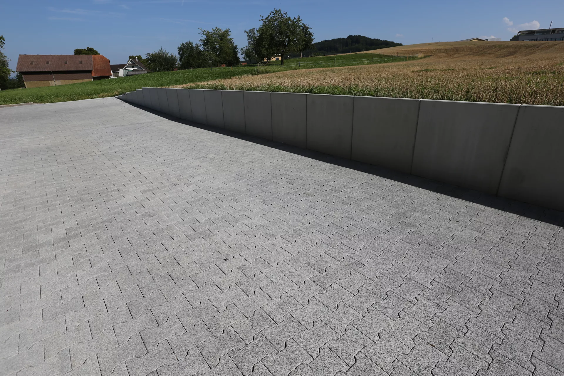 H Sickerstein Normalstein grau fein gefast L 20 cm B 16.5 cm H 8 cm