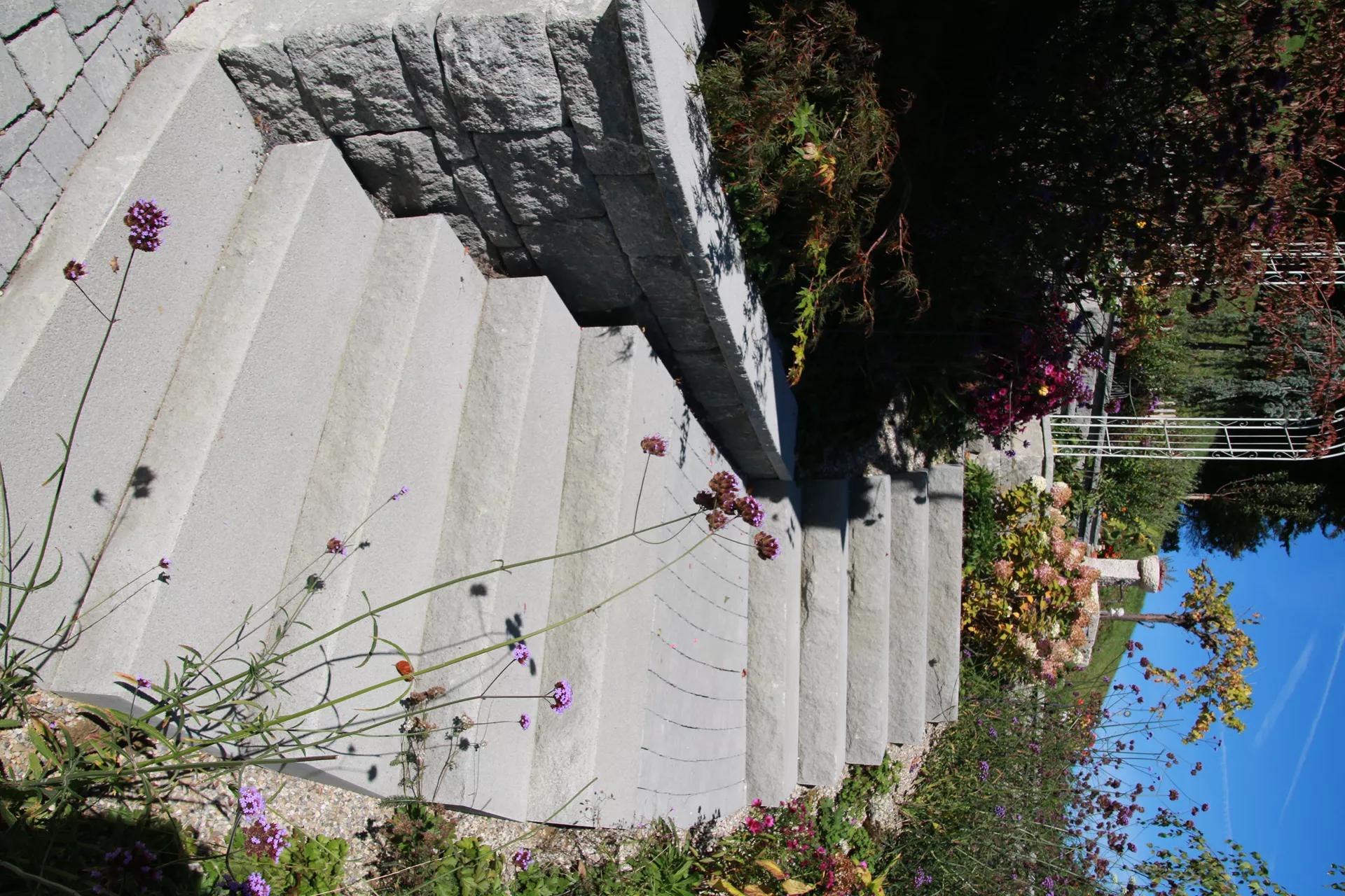 SANTURO Blockstufe voll grau gestrahlt gefast L 80 cm B 36 cm H 15 cm