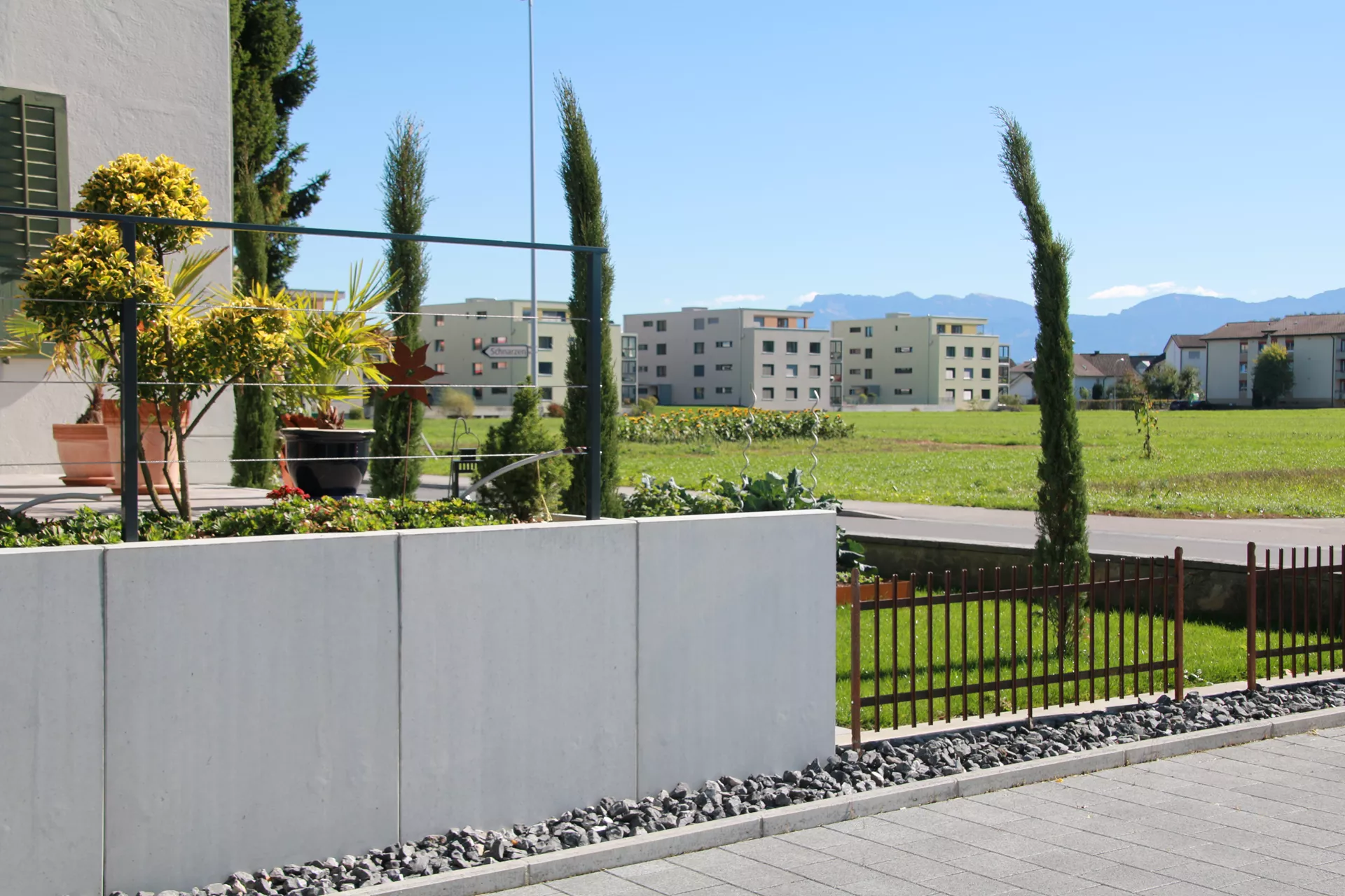 TRIPLA Winkelplatte bewehrt Typ 12.81 grau glatt gefast L 100 cm B 75 cm H 120 cm W 12 cm