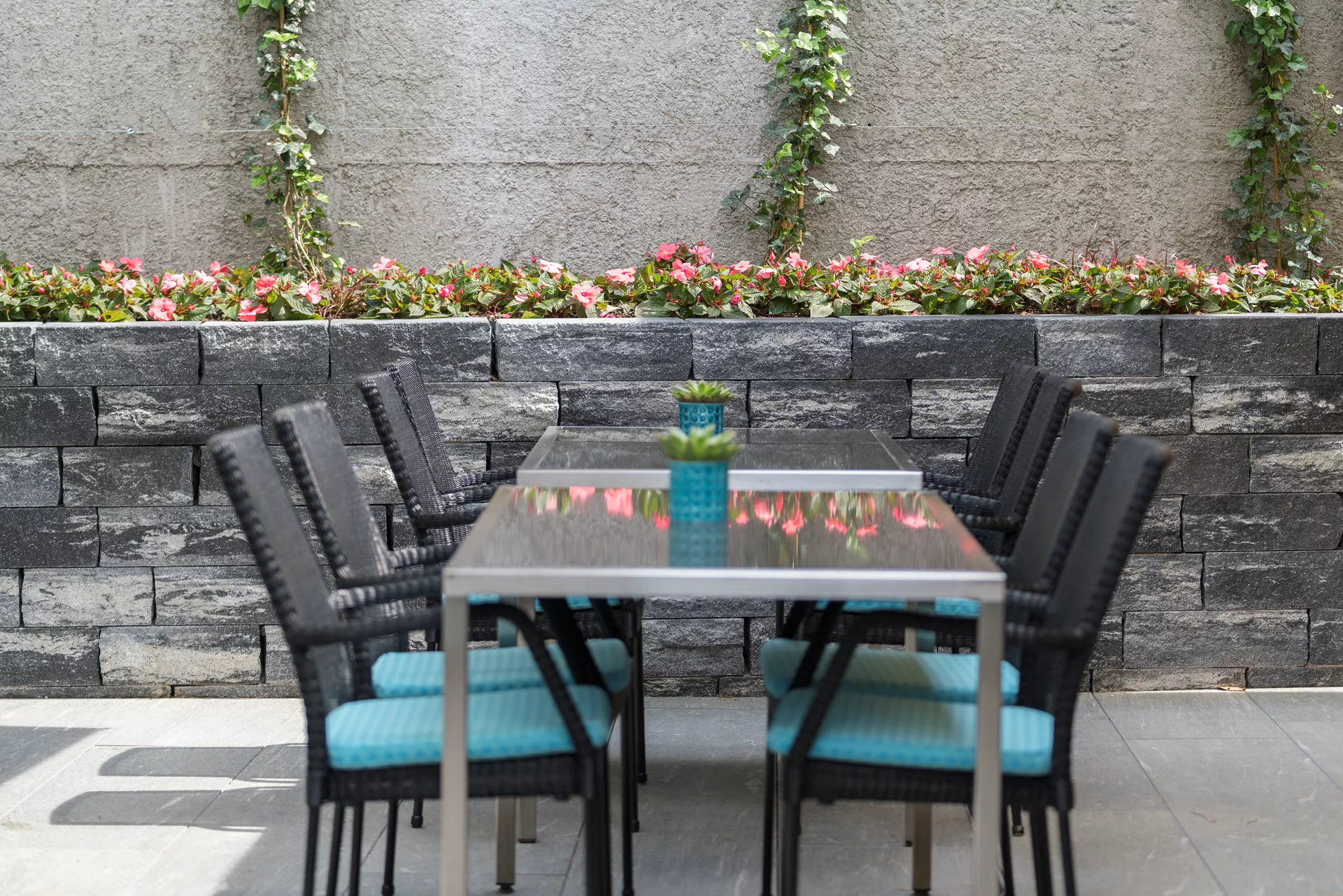 SANTURO Spaltsteinmauerstein 1-seitig gespalten schwarz-weiss L 25-60 cm B 25 cm H 15 cm