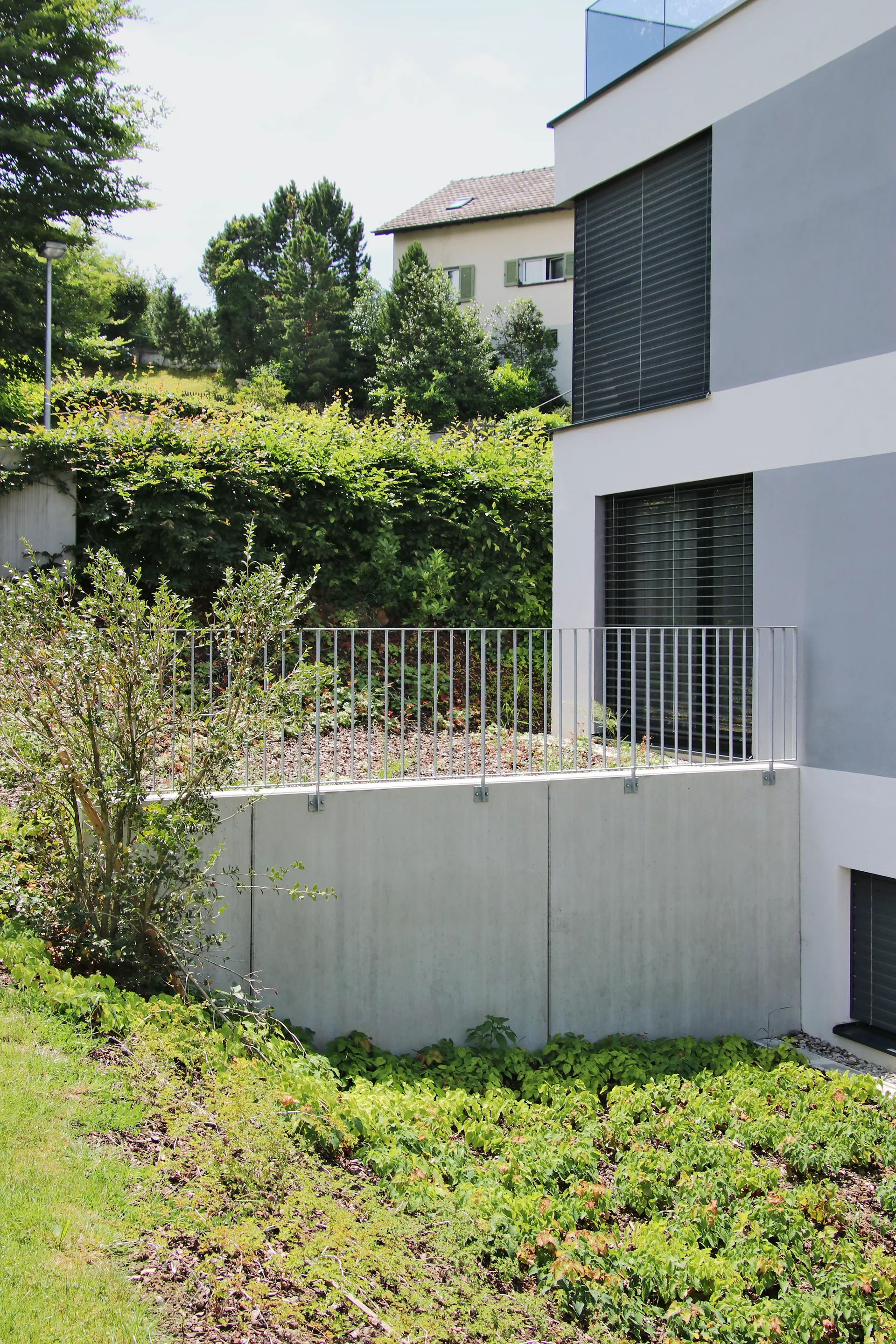 GRANDE Winkelplatten mit Nut und Kamm grau glatt gefast bewehrt L 100 cm B 130 cm H 175 cm W 20 cm