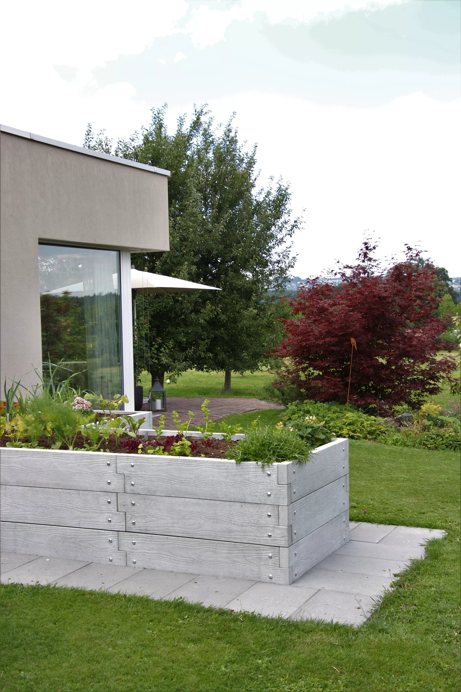 Hochbeet mit Holzstruktur Typ 3 naturgrau strukturiert leicht gefast bewehrt L 234 cm B 234 cm H 75 cm W 6 cm