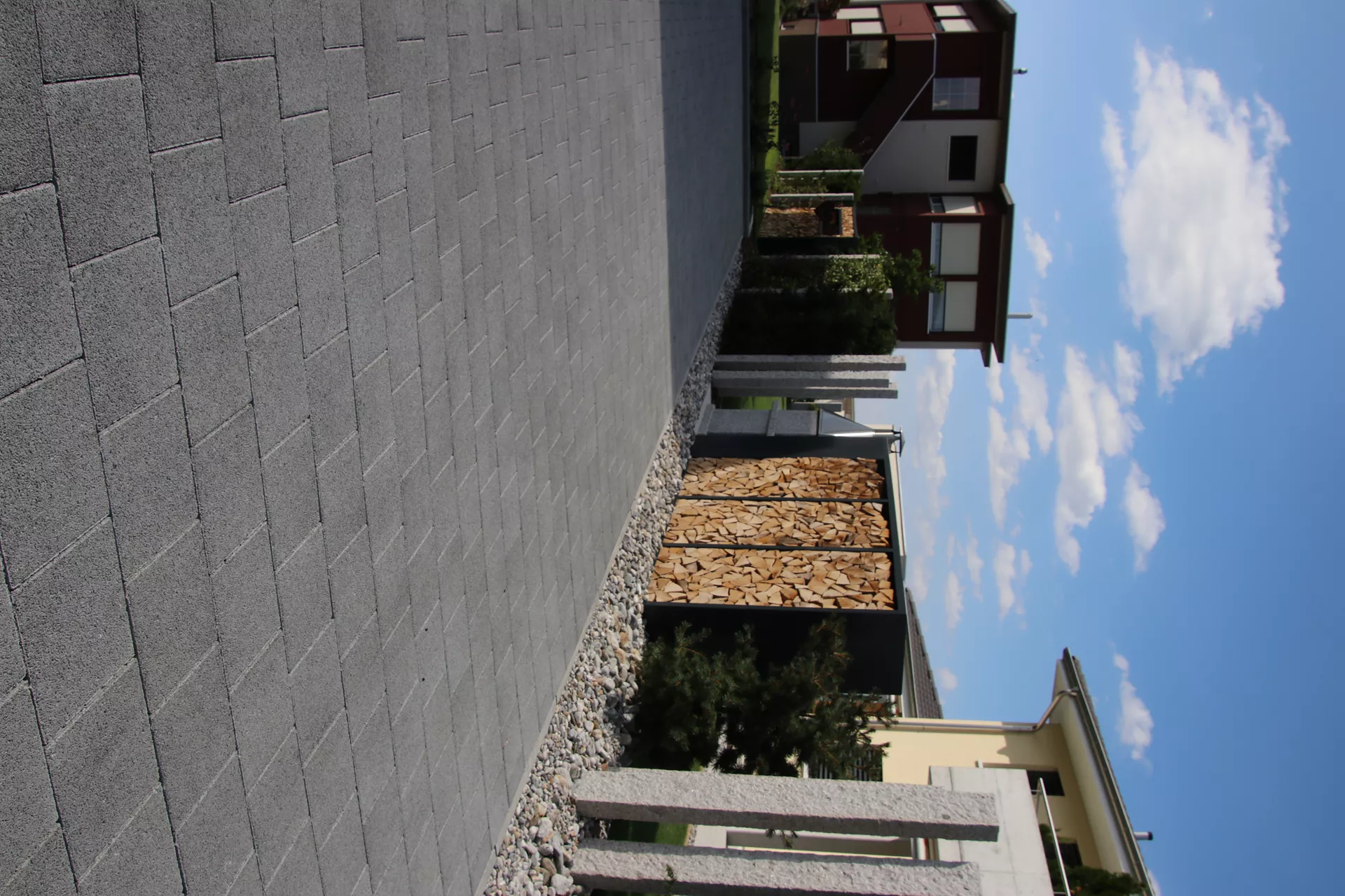 CARENA Sickerstein fino mit Nocken grau haufwerksporig gefast L 25 cm B 25 cm H 8 cm