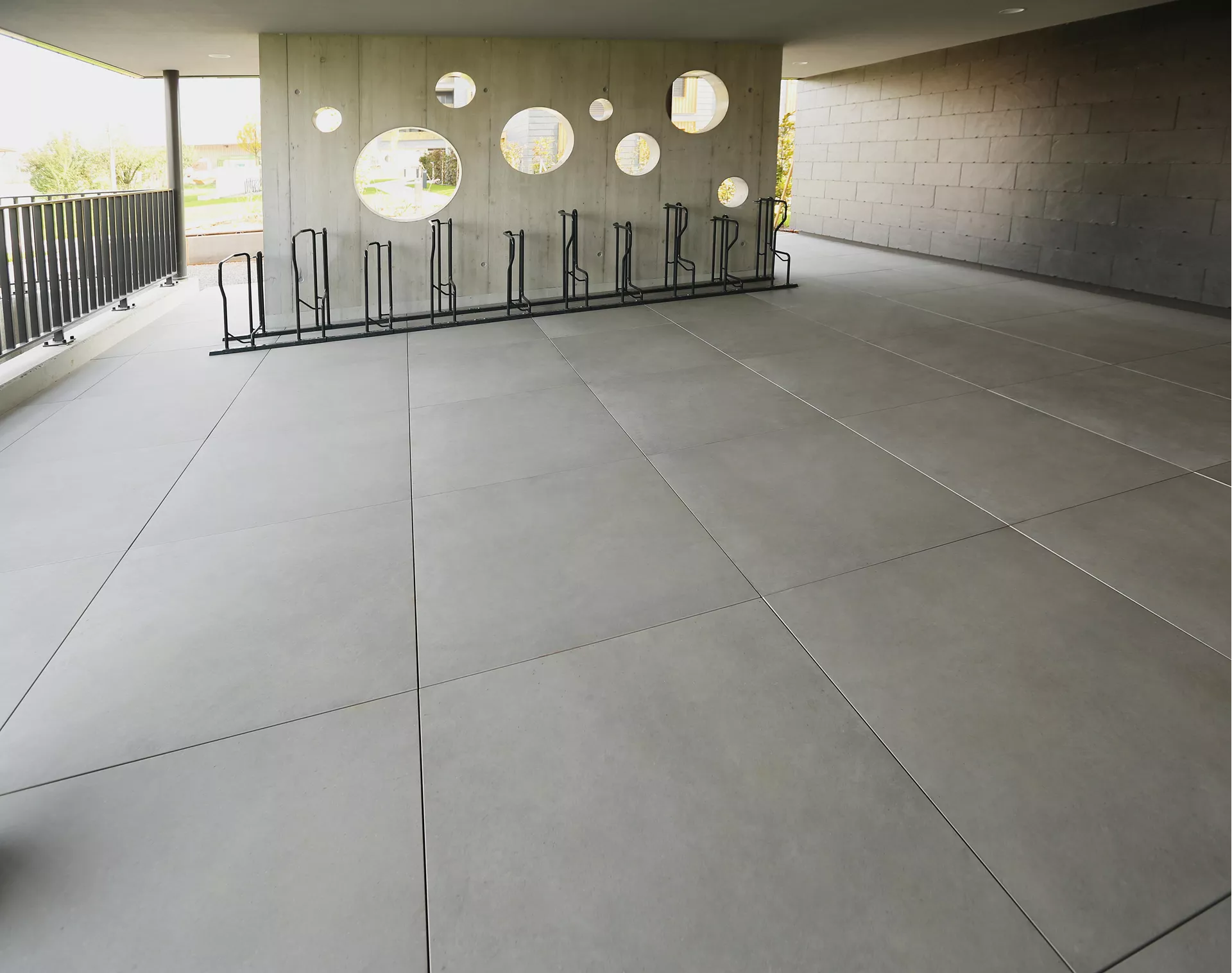 Feinsteinzeug Gehwegplatte MOOV GREY vollkantig L 90 cm B 90 cm H 2 cm