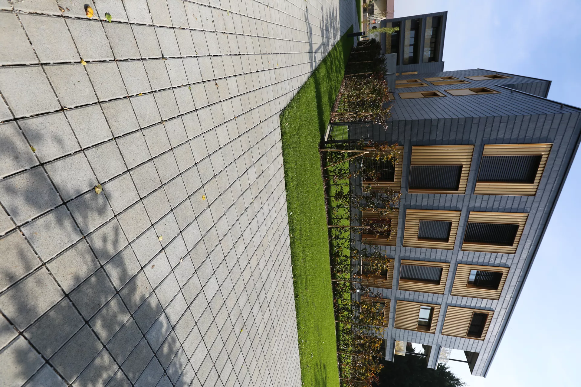 CLASSIC DRAIN Ökostein mit Nocken Normalstein grau glatt leicht gefast L 20 cm B 20 cm H 8 cm