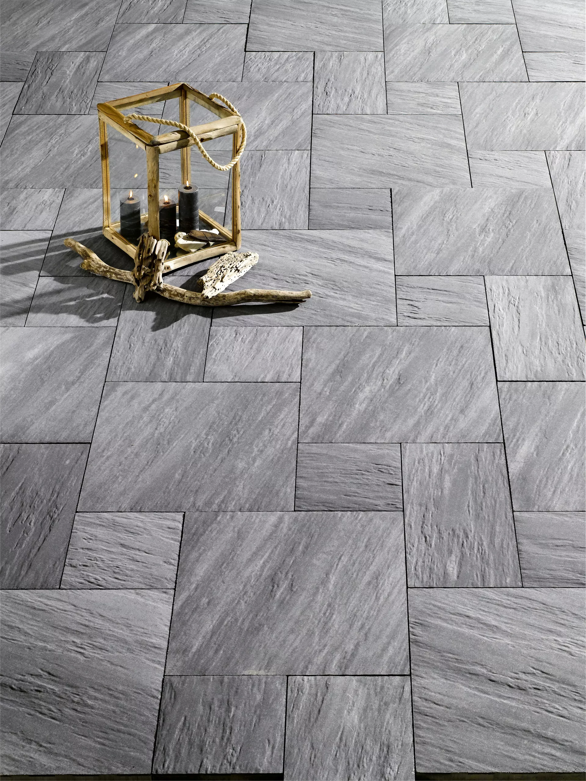 NATURE MOMENTS Gartenplatte dunkelgrau mit Schieferstruktur vollkantig L 60 cm B 60 cm H 5.5 cm