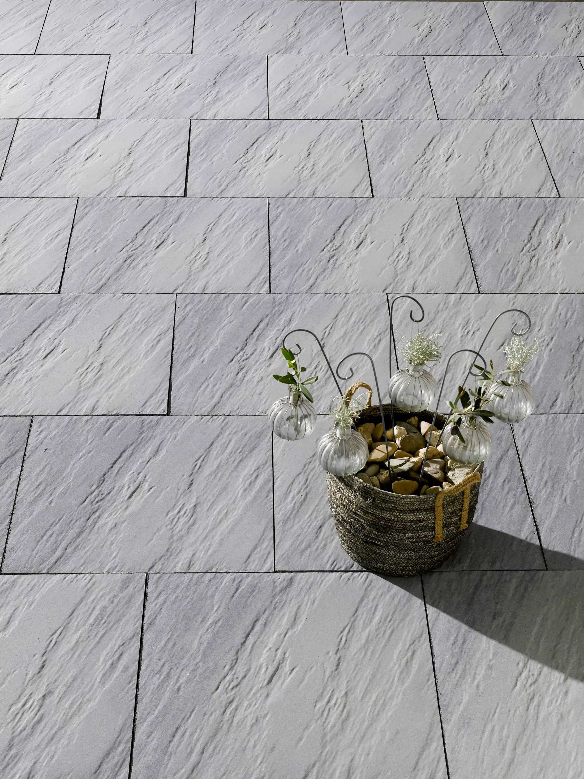 NATURE MOMENTS Gartenplatte hellgrau mit Schieferstruktur vollkantig L 60 cm B 60 cm H 5.5 cm