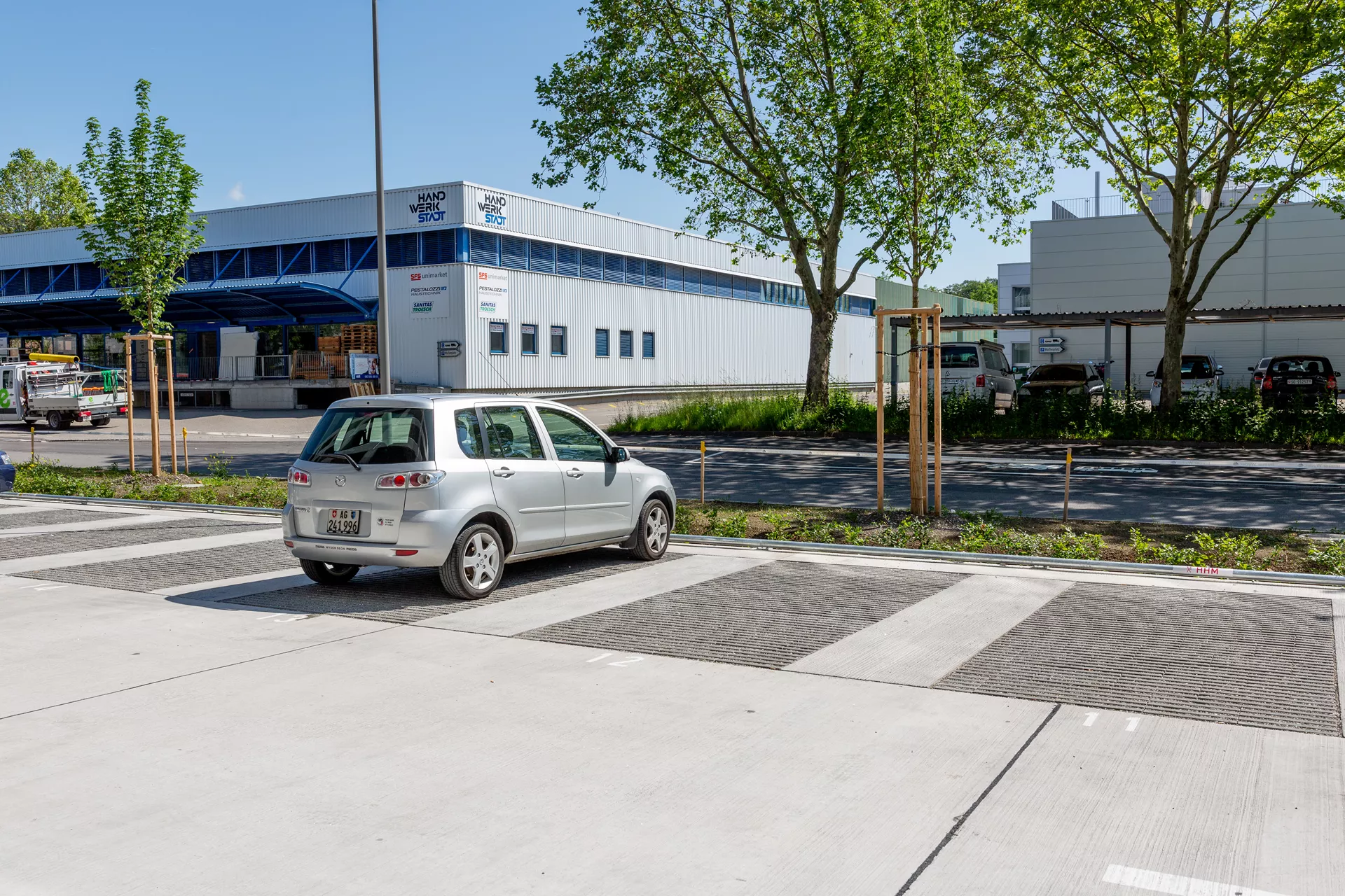 SCADA Rasenliner mit Nocken 4.2 cm grau glatt gefast L 40 cm B 40 cm H 12 cm