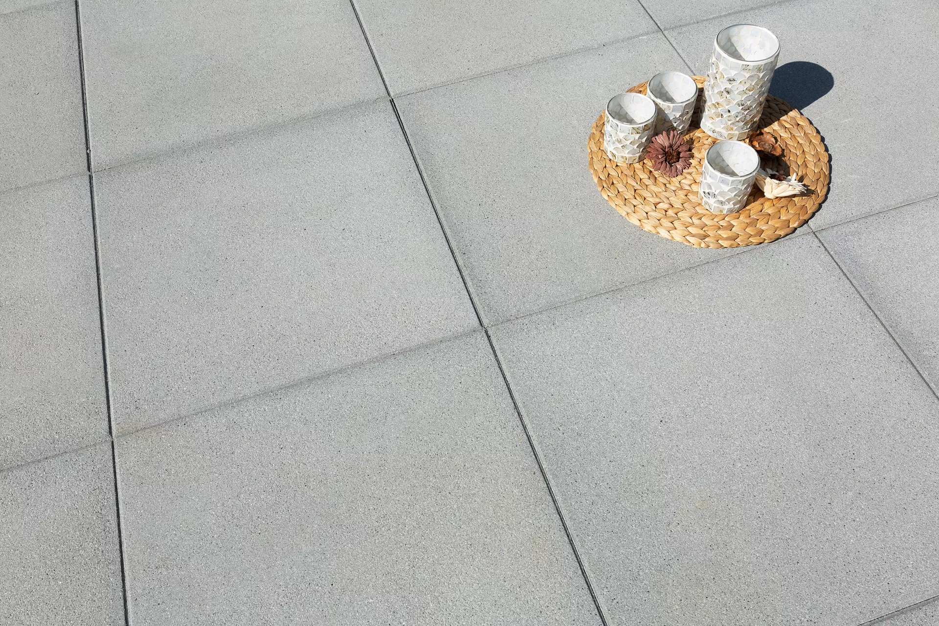 ESTRELLA fino Gehwegplatte grau-anthrazit gestrahlt gefast L 50 cm B 50 cm H 4 cm