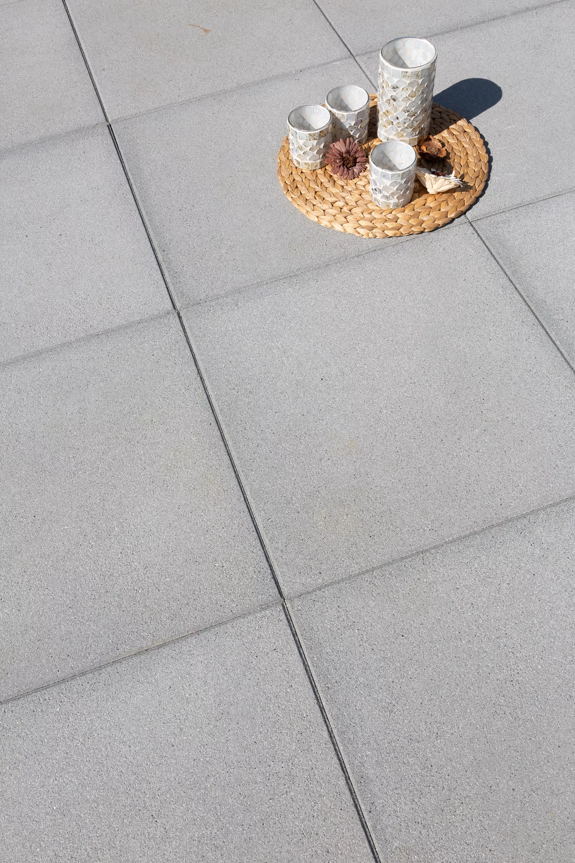 ESTRELLA fino Gehwegplatte grau-anthrazit gestrahlt gefast L 50 cm B 50 cm H 4 cm