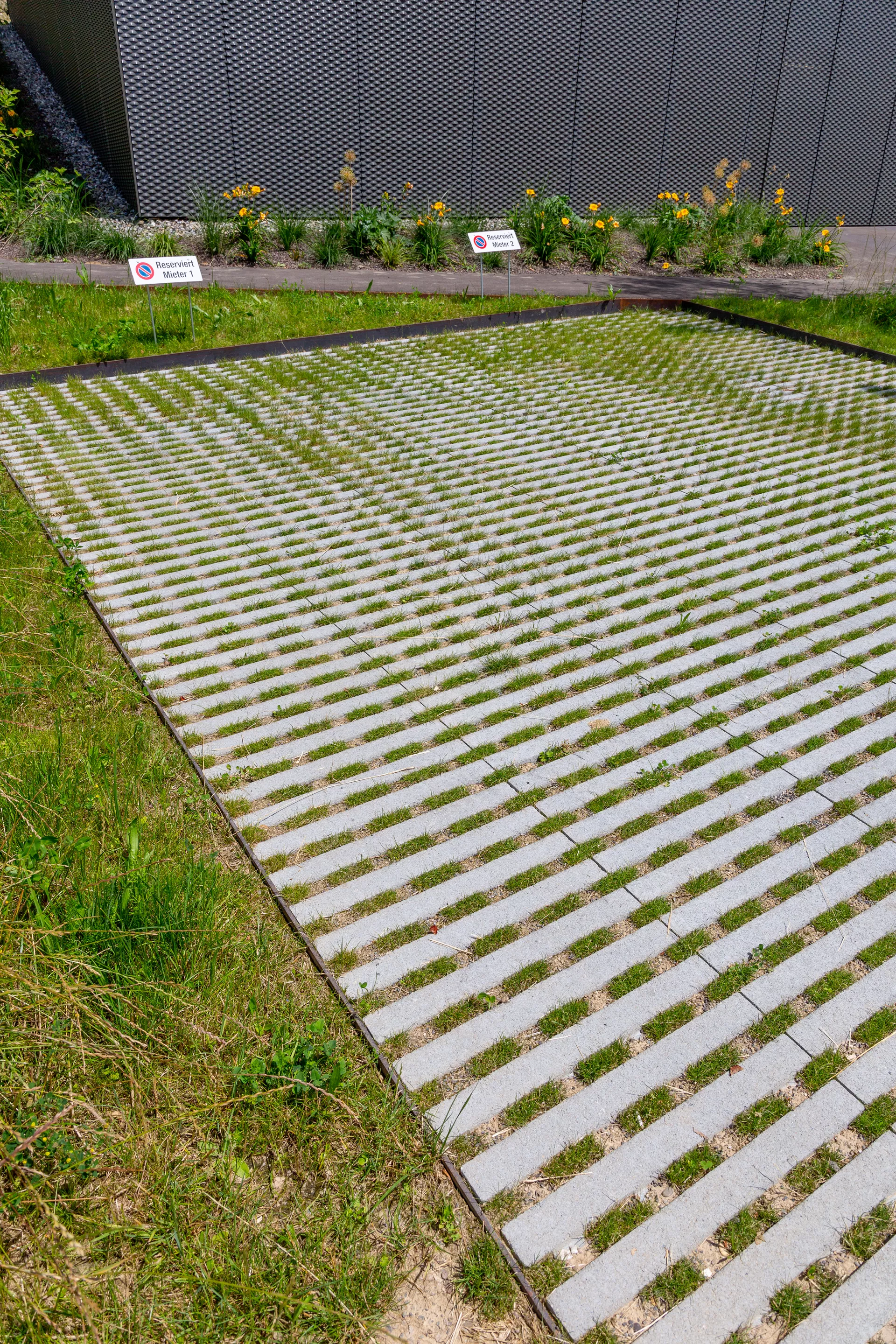 RAINA Rasenliner mit Verschiebesicherung grau glatt L 60 cm B 40 cm H 10 cm