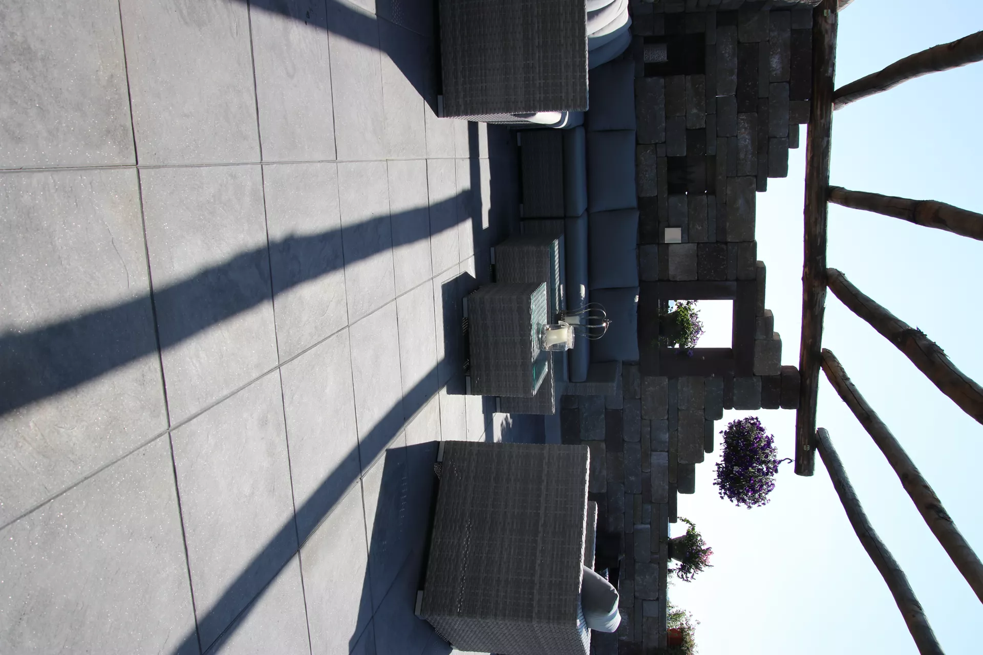 ESTRELLA Gehwegplatte schwarz strukturiert gestrahlt gefast L 50 cm B 50 cm H 4 cm