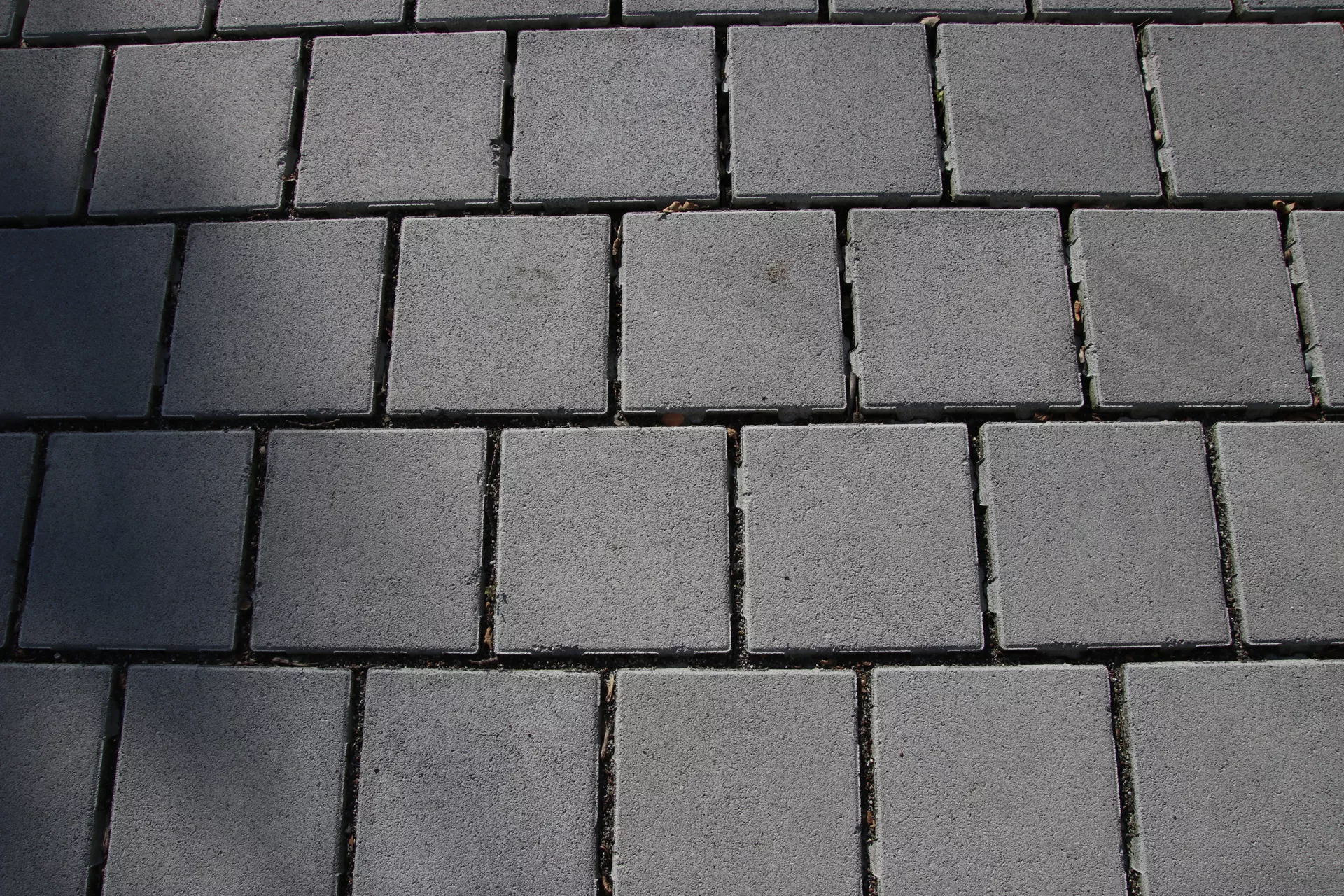 CARENA SPLITT Ökostein mit Nocken grau glatt gefast L 25 cm B 25 cm H 8 cm