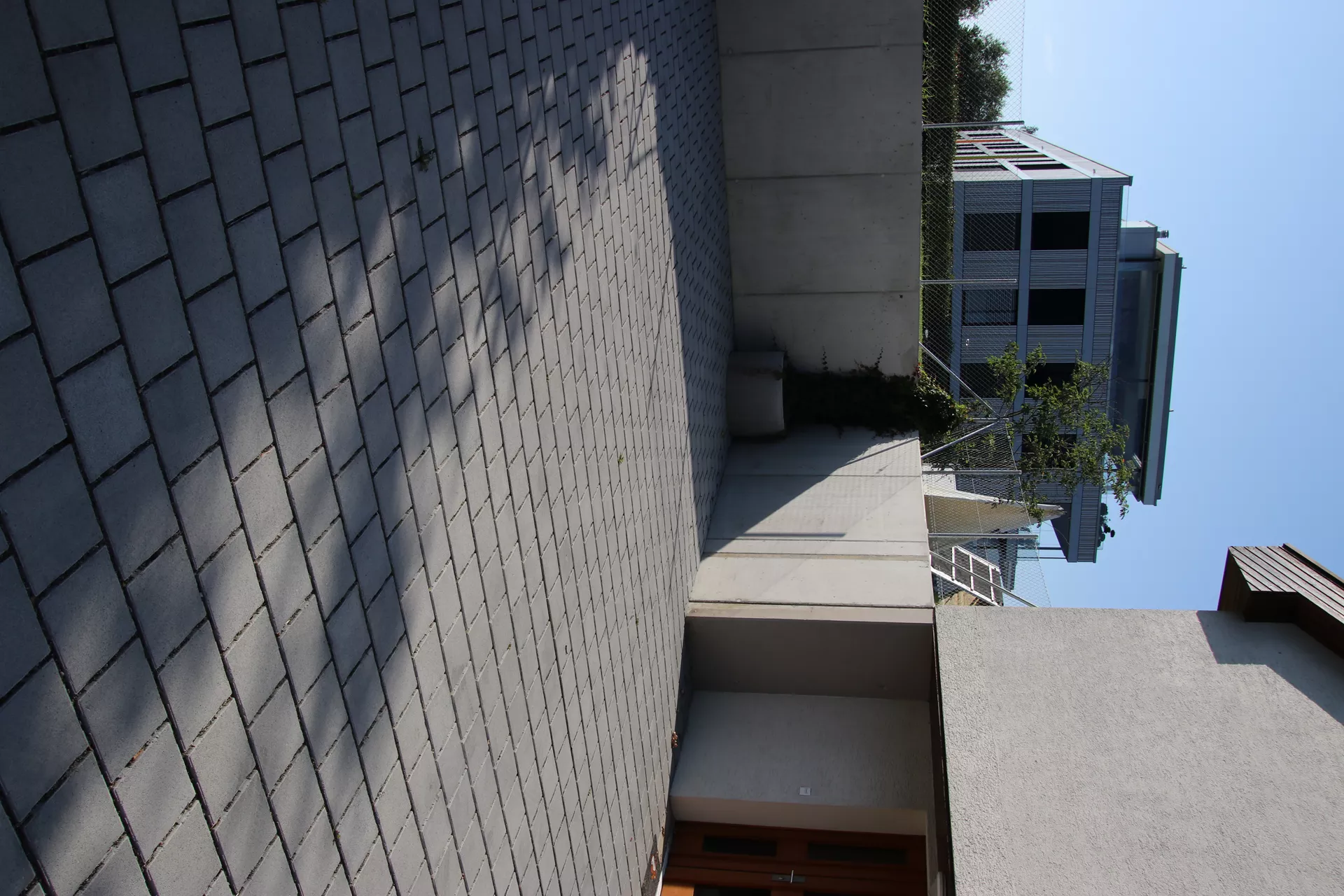 CARENA SPLITT Ökostein mit Nocken grau glatt gefast L 25 cm B 25 cm H 8 cm