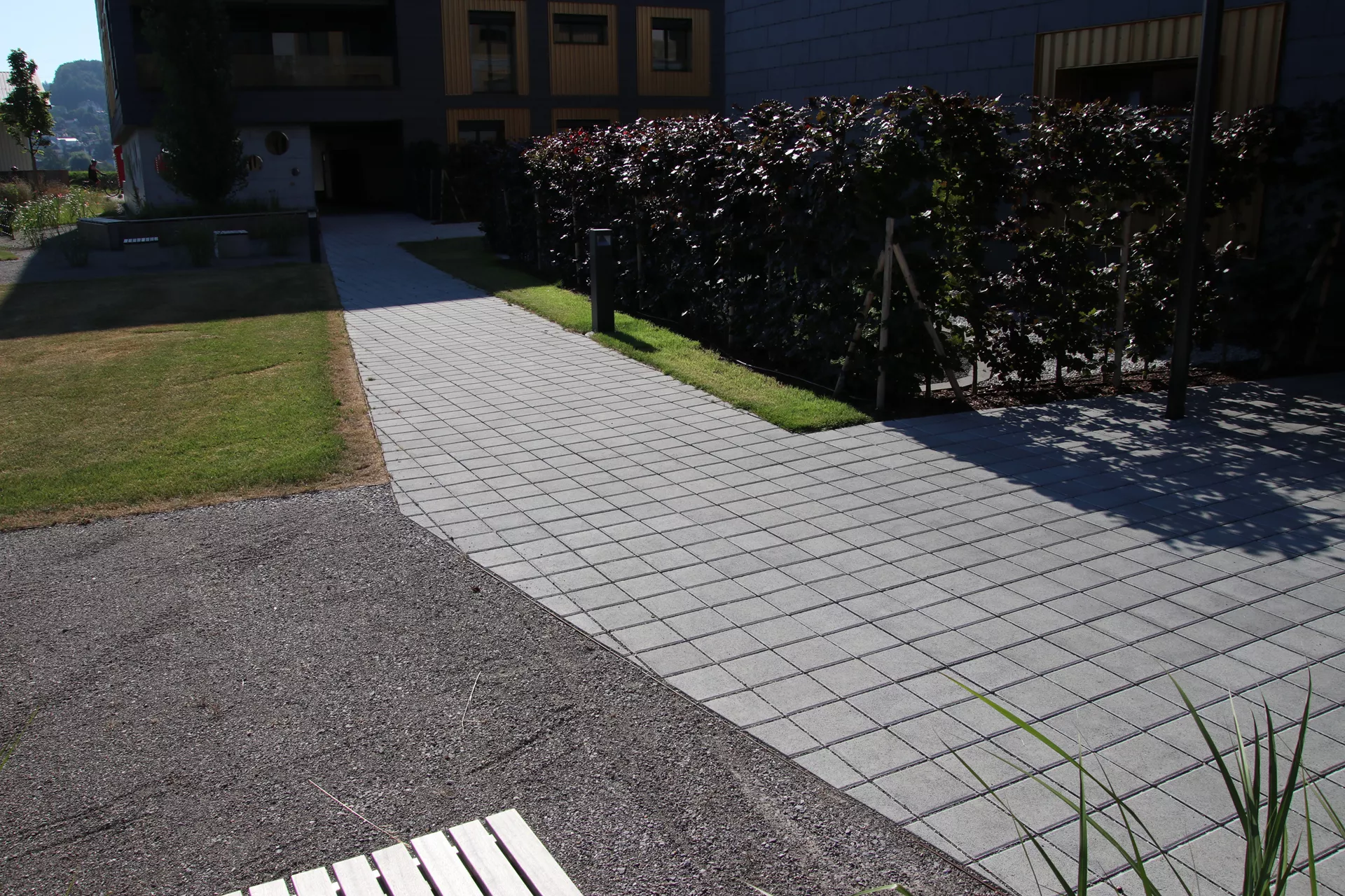 CLASSIC DRAIN Ökostein mit Nocken Normalstein grau glatt leicht gefast L 20 cm B 20 cm H 8 cm