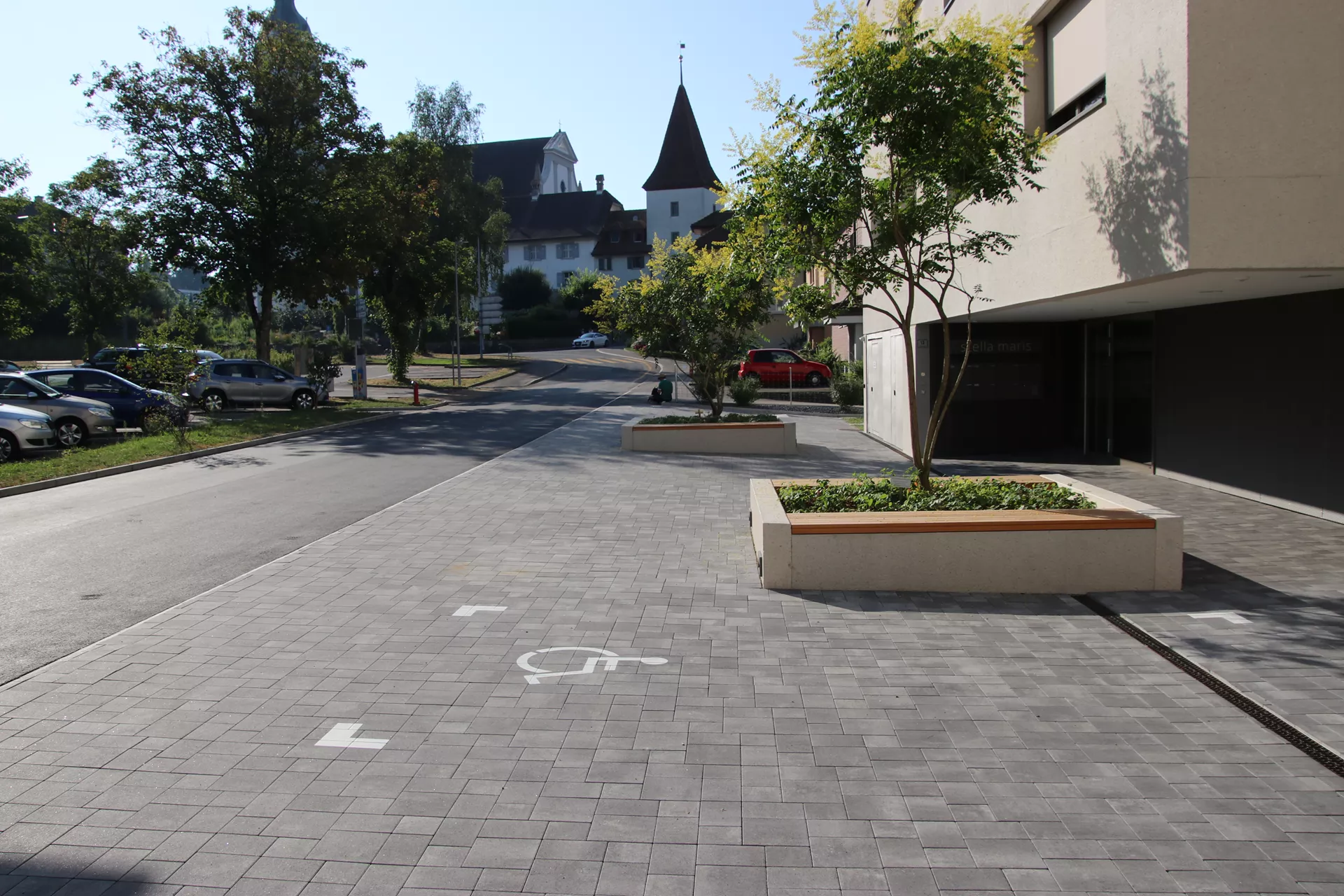 VEGAS Pflasterstein grau schattiert glatt fein gefast L 15-22.5 cm H 6 cm