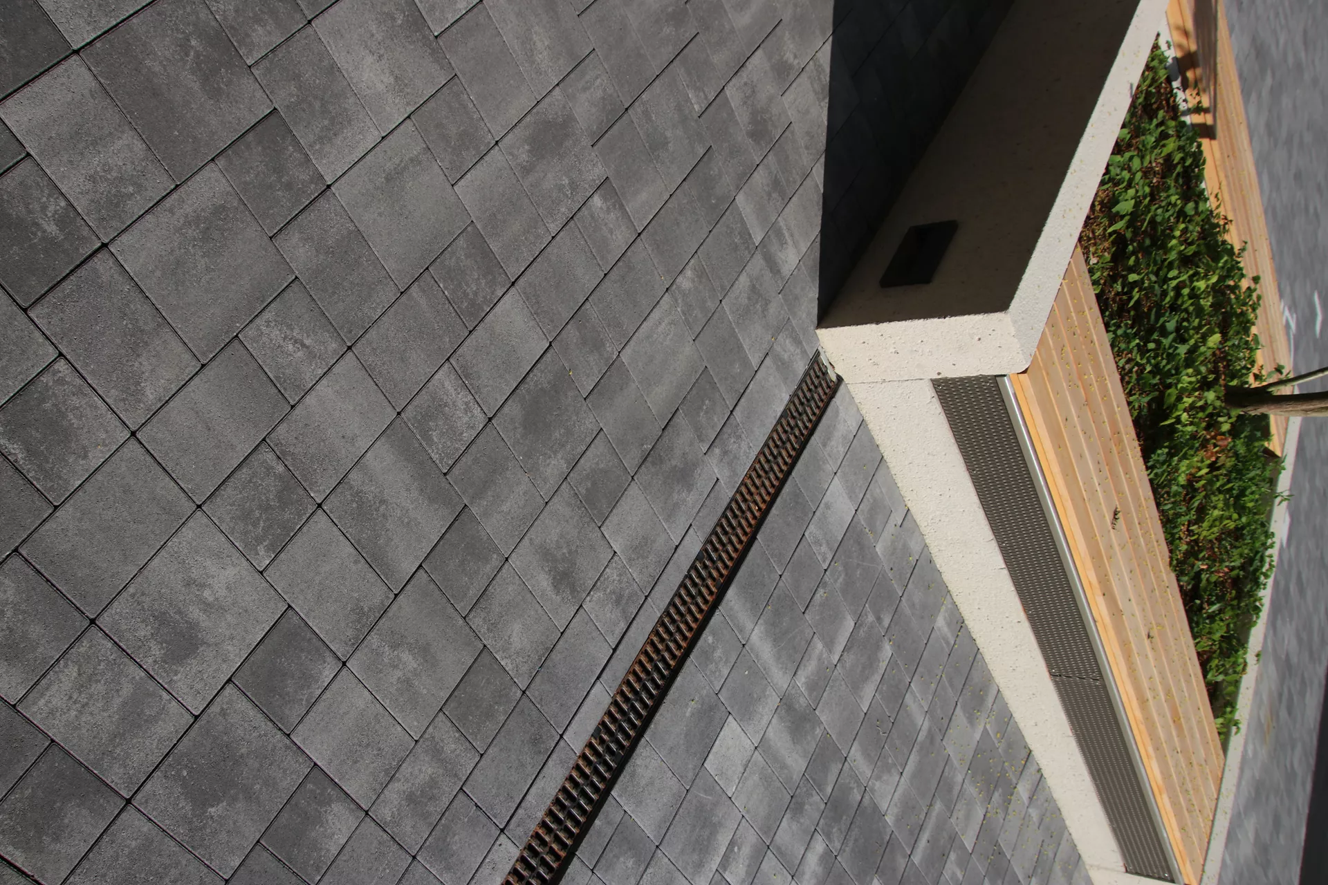 CLASSIC Pflasterstein mit Nocken grau glatt gefast L 20 cm B 20 cm H 6 cm