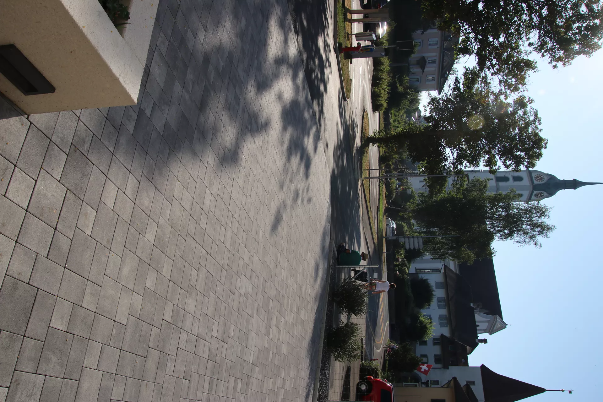 VEGAS Pflasterstein grau schattiert glatt fein gefast L 15-22.5 cm H 6 cm