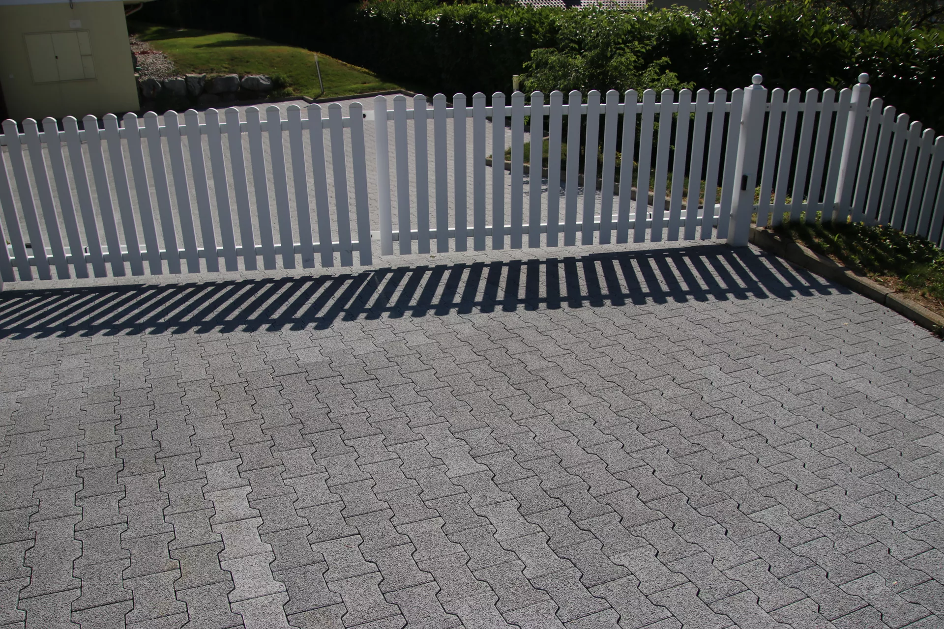 H Sickerstein Normalstein grau fein gefast L 20 cm B 16.5 cm H 8 cm