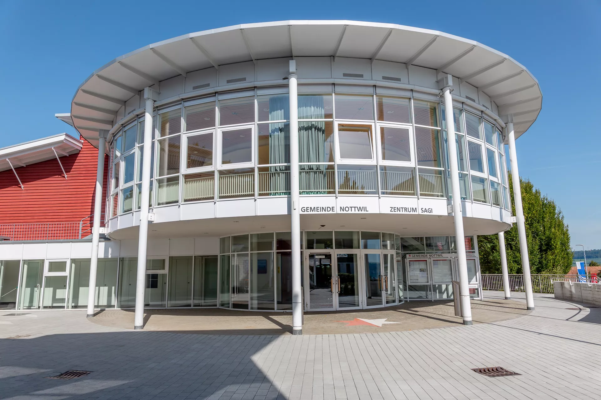 RAINA DRAIN Ökostein grau glatt leicht gefast L 20-40 cm B 15 cm H 8 cm