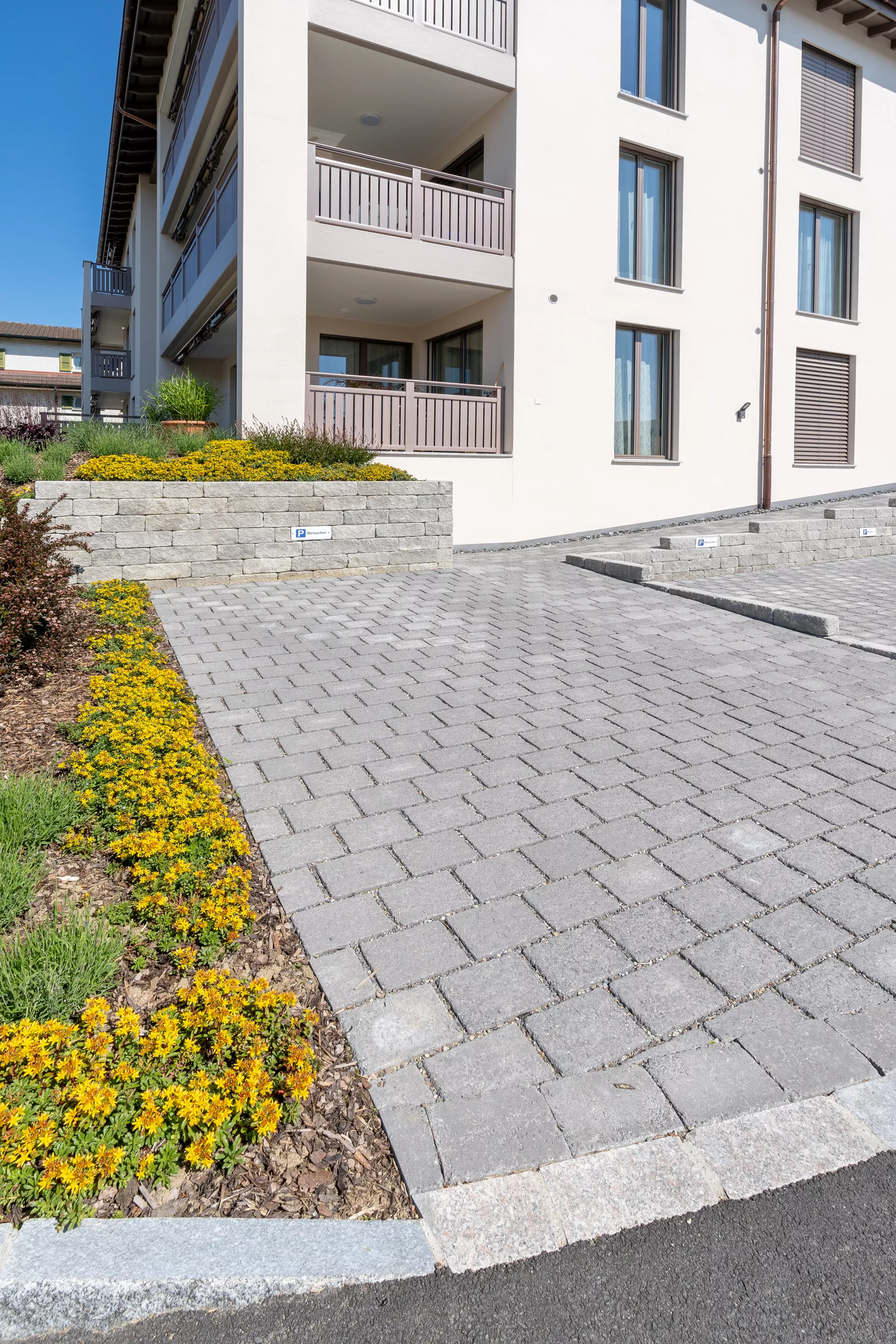 TEGULA SPLITT Ökostein mit Nocken Normalstein grau Kanten gebrochen L 23.2 cm B 17.2 cm H 7 cm