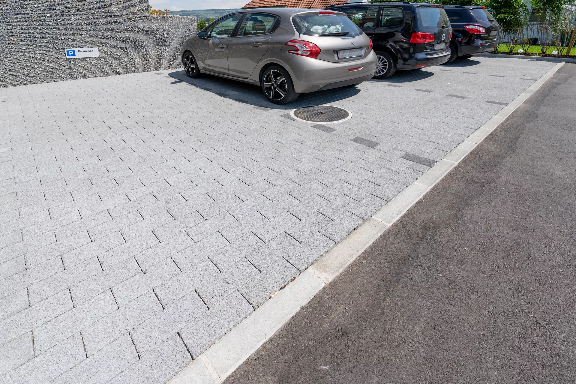 CARENA Sickerstein fino mit Nocken grau haufwerksporig gefast L 25 cm B 12.5 cm H 8 cm