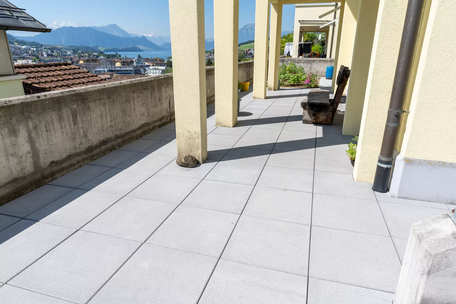 ESTRELLA fino Gehwegplatte grau-anthrazit gestrahlt gefast L 50 cm B 50 cm H 4 cm