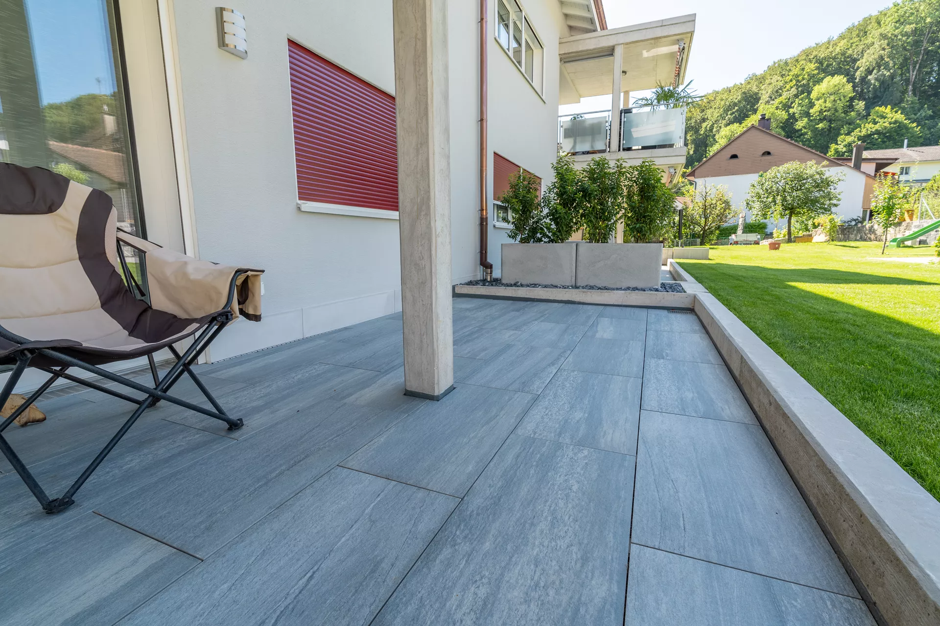 Feinsteinzeug Gehwegplatte Pietra di Vals grau strukturiert vollkantig L 90 cm B 45 cm H 2 cm