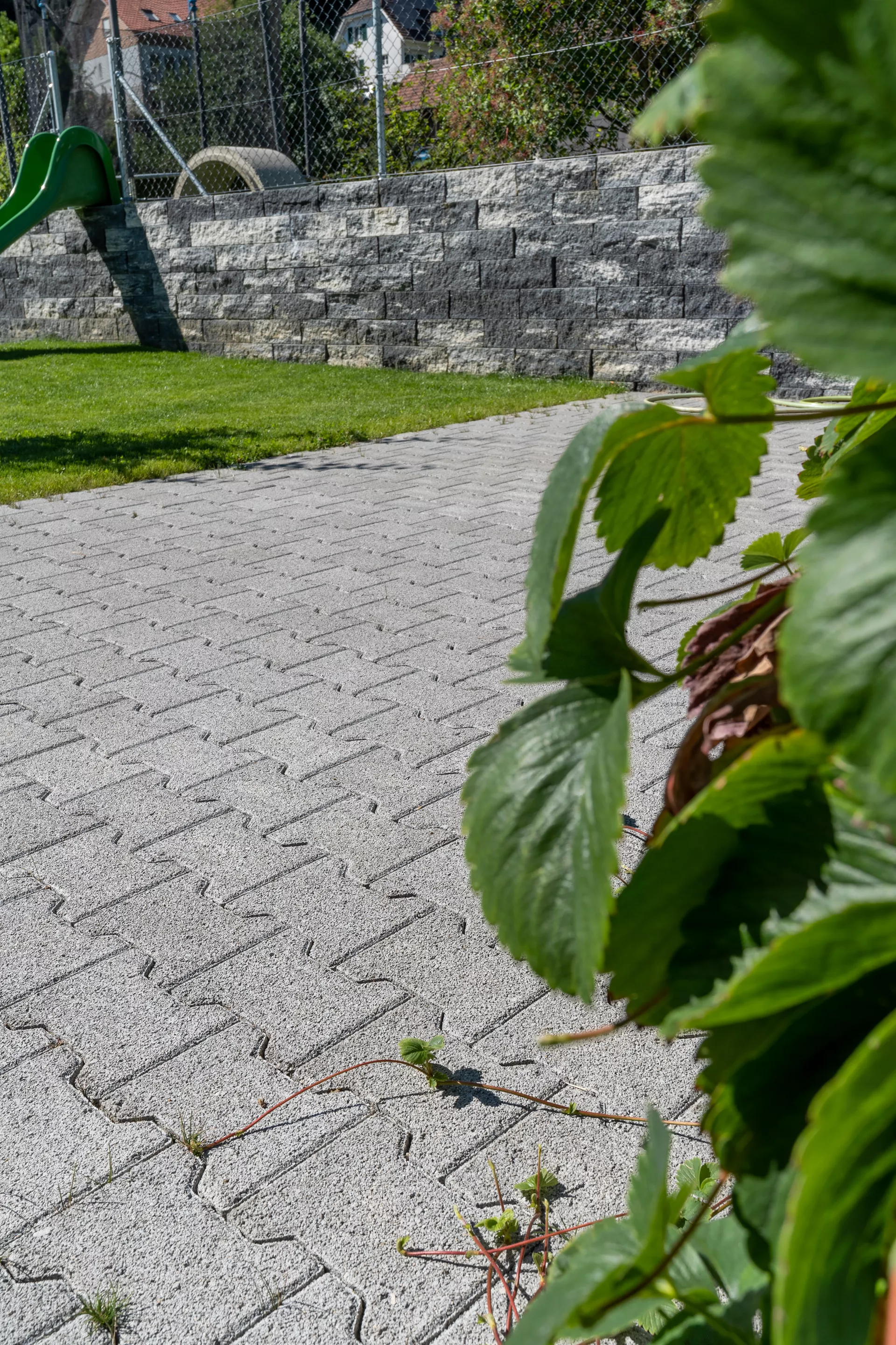 H Sickerstein Normalstein grau fein gefast L 20 cm B 16.5 cm H 8 cm