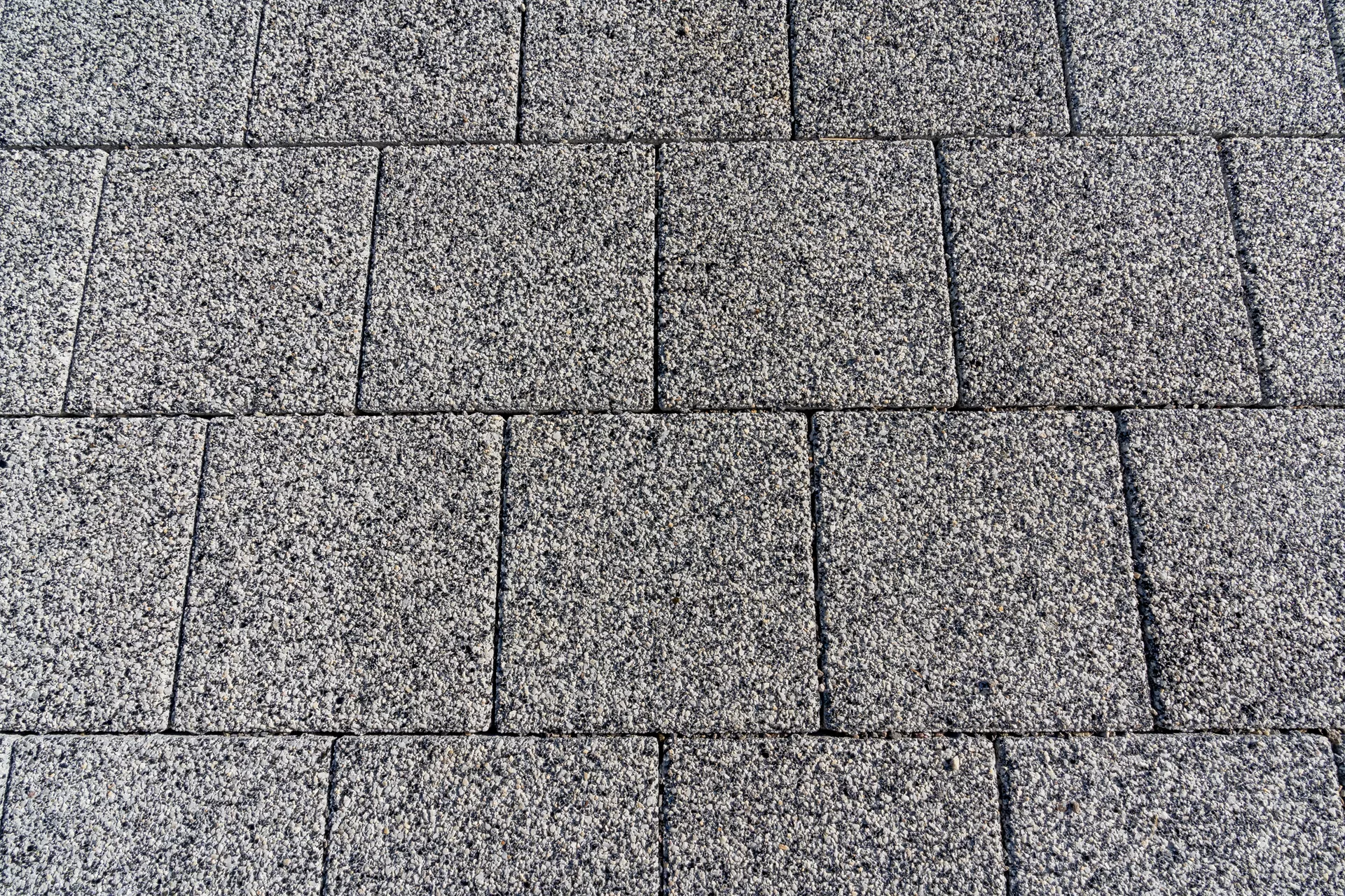 CARENA Sickerstein fino mit Nocken mit Edelvorsatz weiss-schwarz haufwerksporig gefast L 25 cm B 25 cm H 6 cm