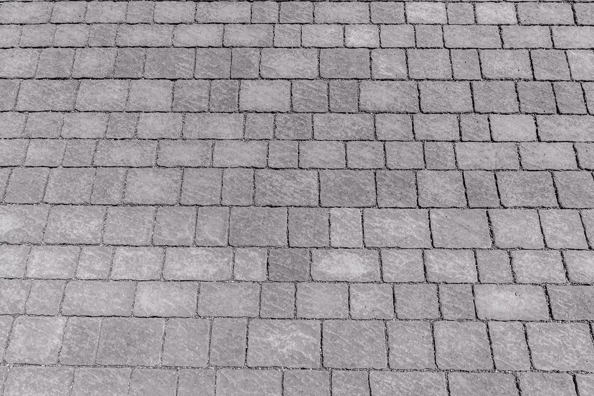 FRIEDA Wildpflaster anthrazit strukturiert Kanten gebr. L 9.4-19.4 cm B 9.4-11.9 cm H 7 cm