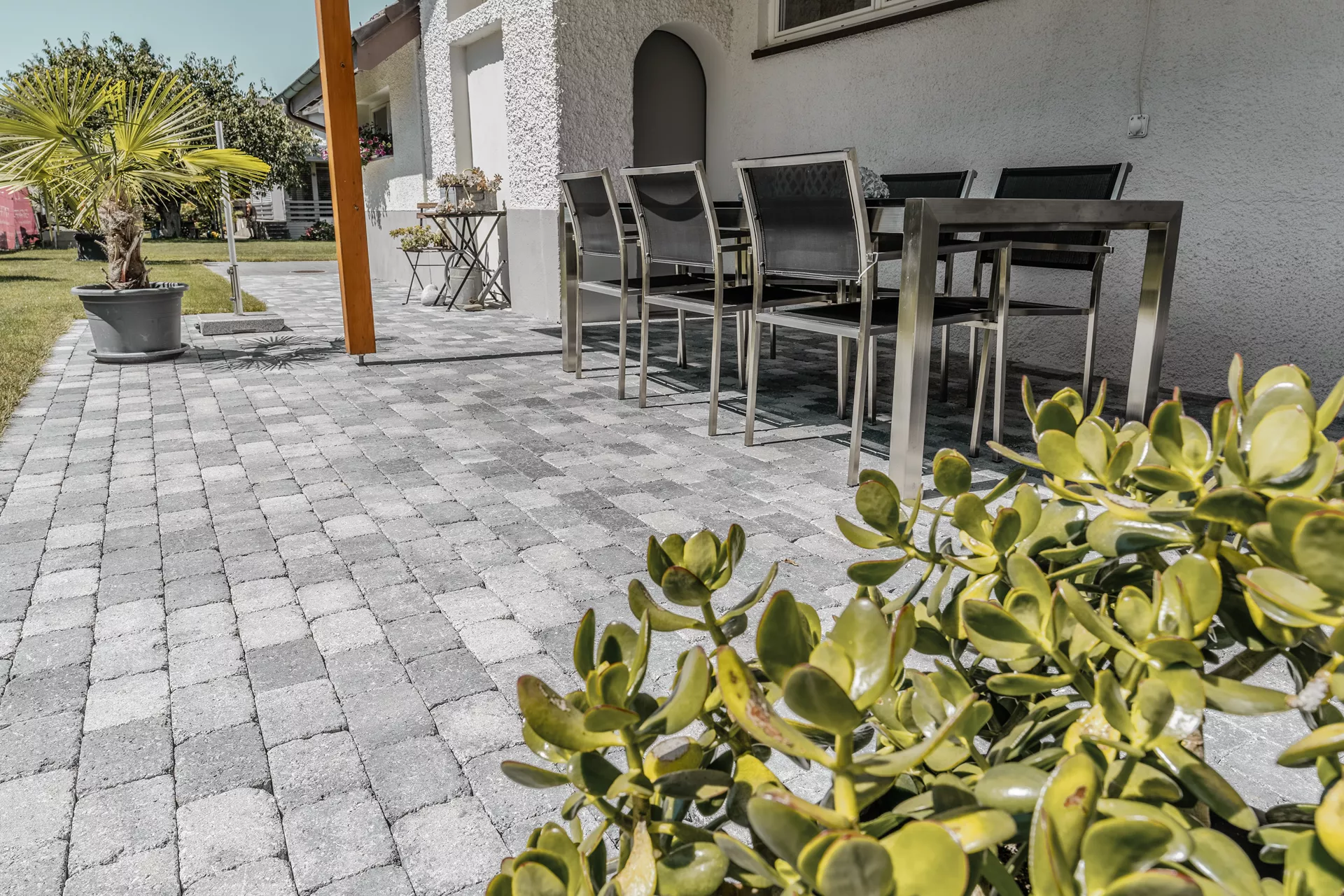 TEGULA Pflasterstein schwarz-weiss schattiert glatt Kanten gebrochen L 11 cm B 8 cm H 6 cm