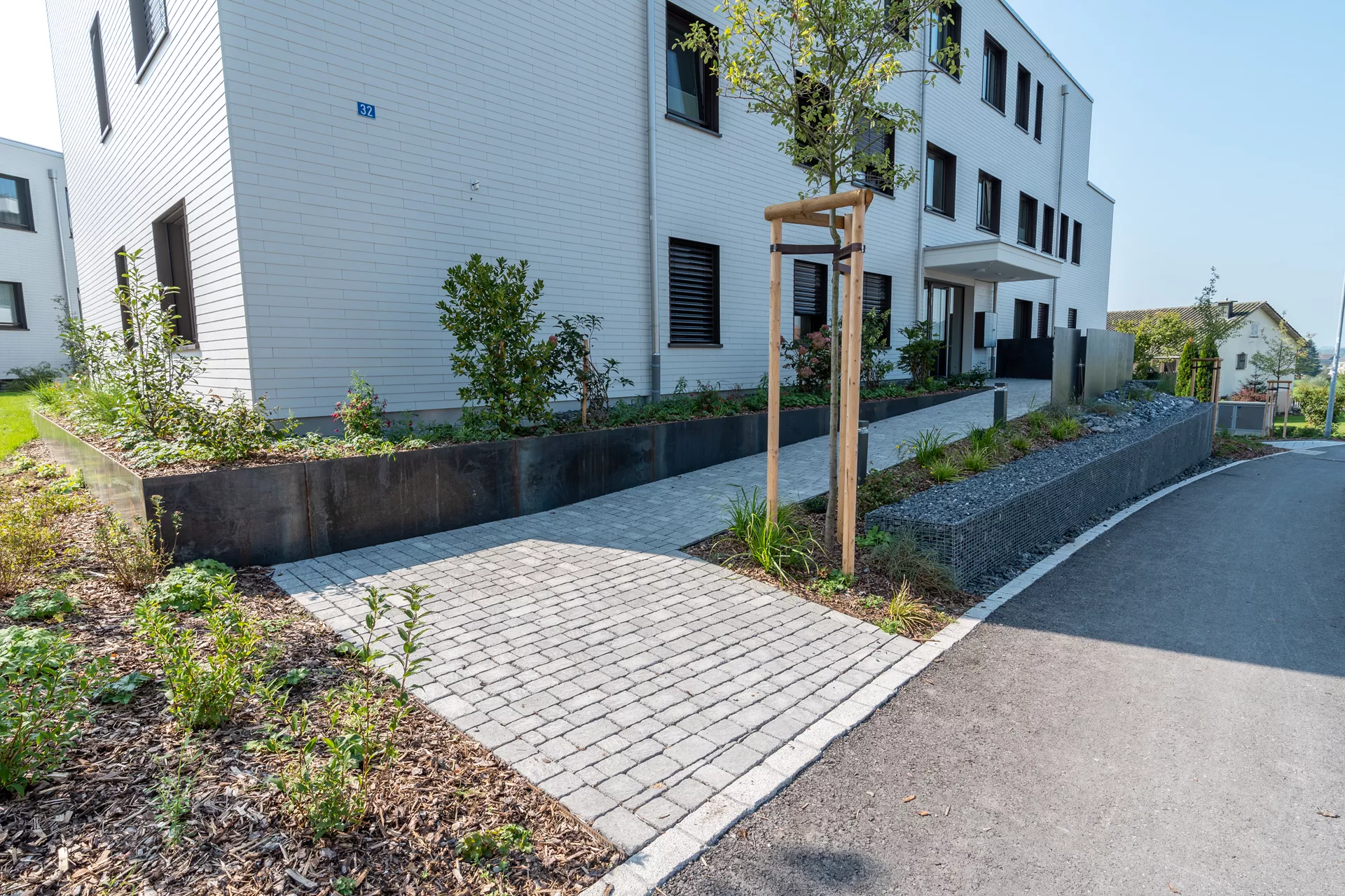 FRIEDA Wildpflaster perlgrau strukturiert Kanten gebr. L 9.4-19.4 cm B 9.4-11.9 cm H 7 cm