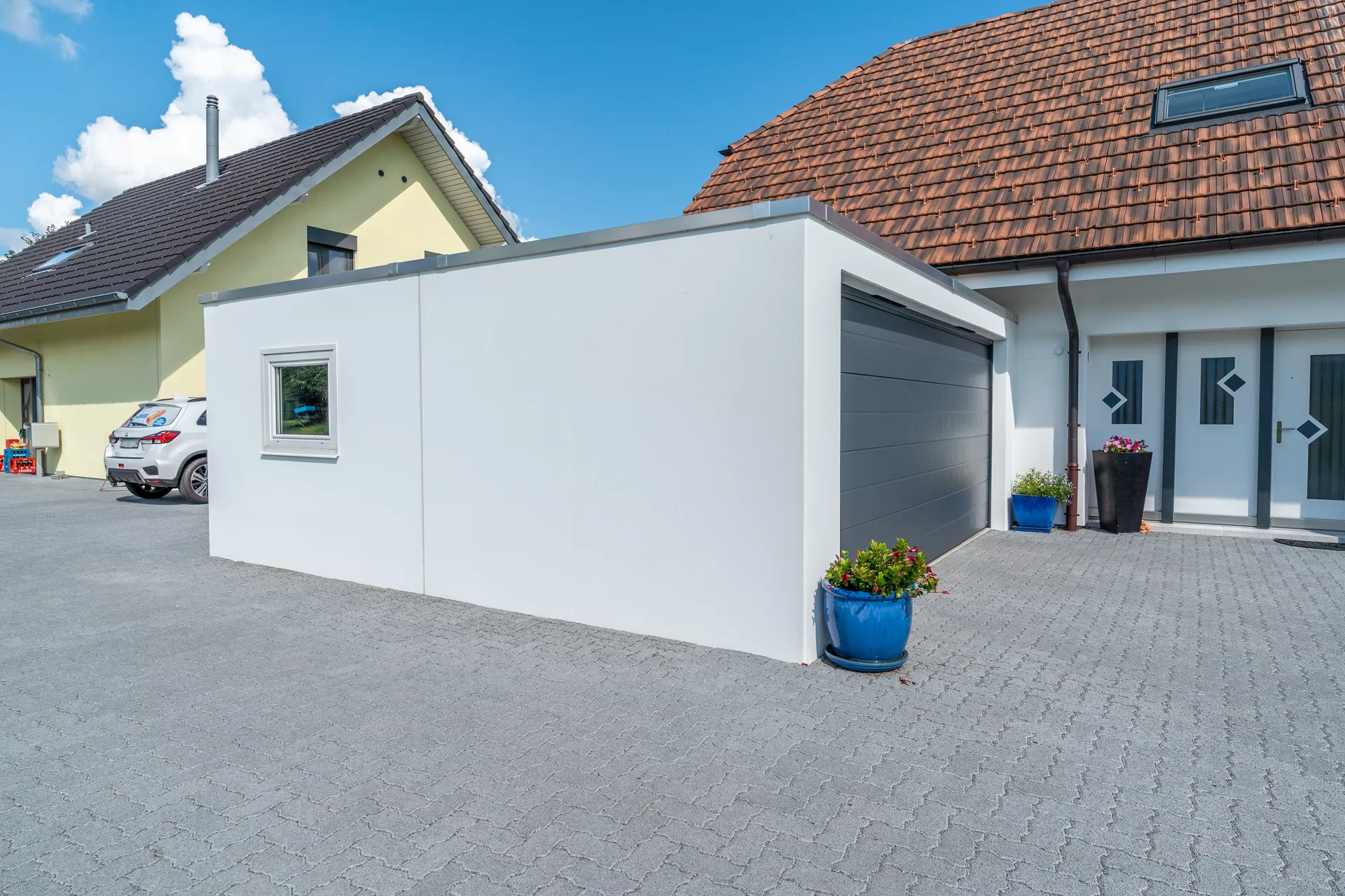 BETA Sickerstein fino mit Nocken Normalstein grau gefast L 22.5 cm B 11.25 cm H 8 cm