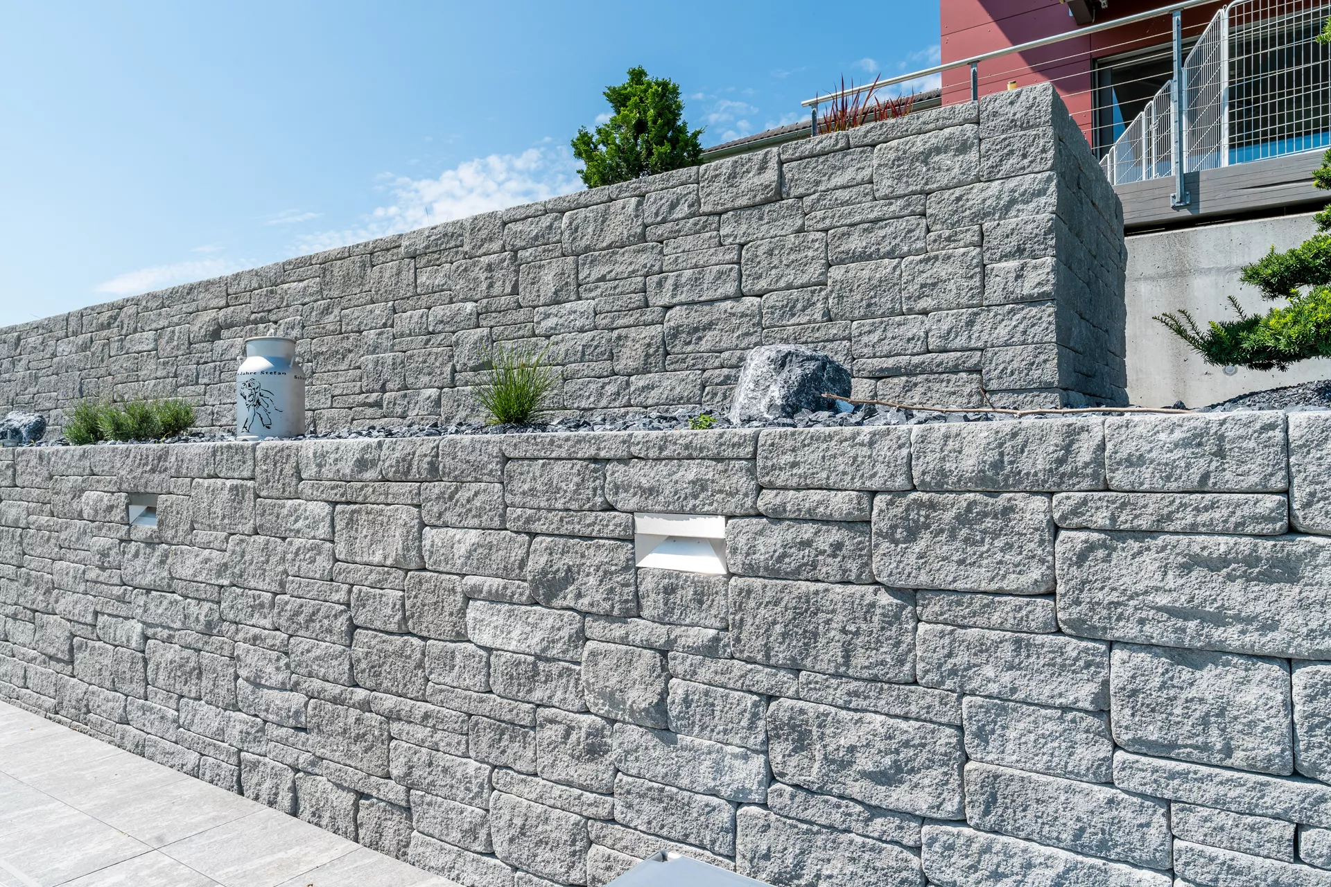 SANTURO Landhausmauer Typ 2 2-seitig gespalten grau Kanten gebrochen L 30-50 cm B 25 cm H 15 cm