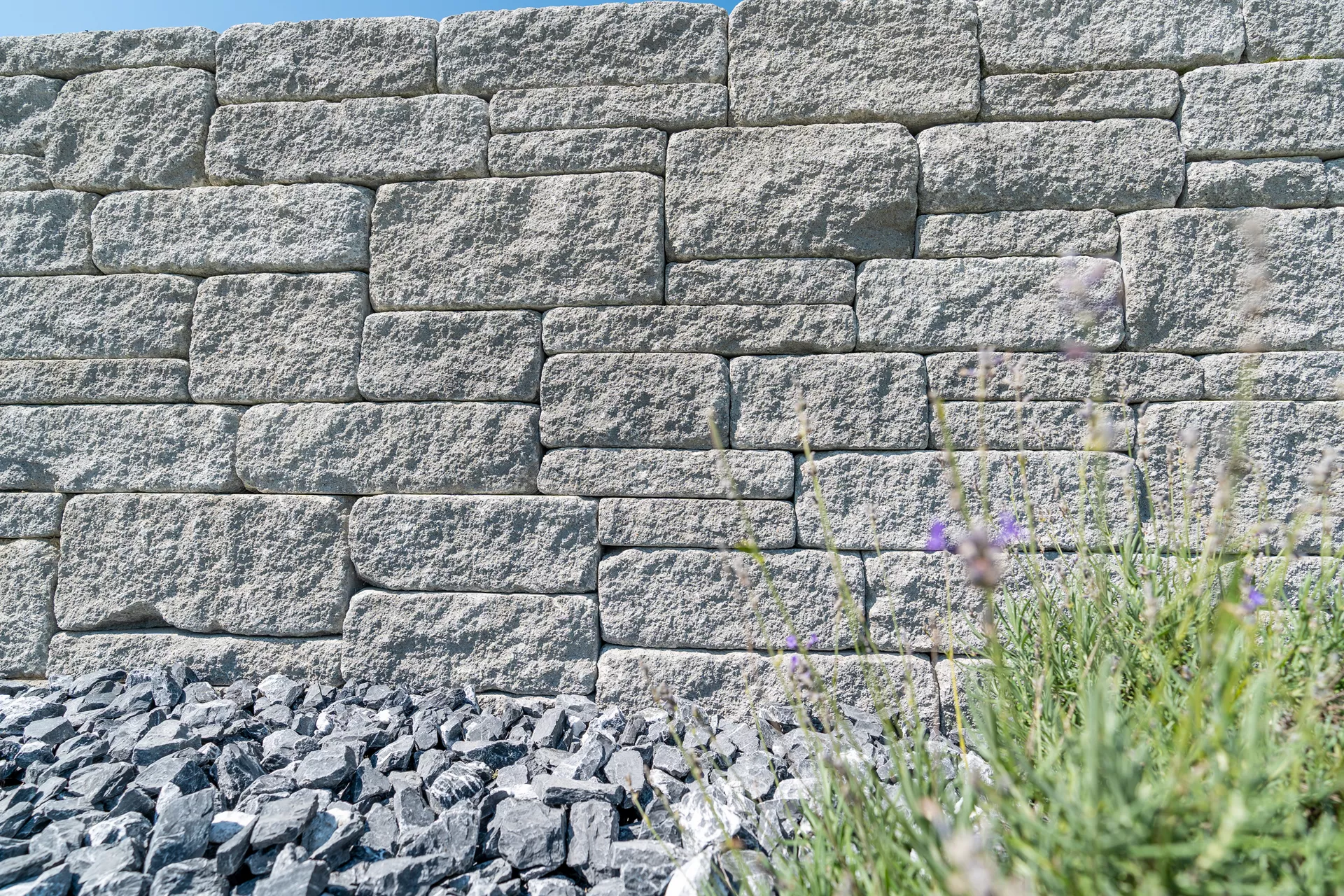 SANTURO Landhausmauer Typ 2 2-seitig gespalten grau Kanten gebrochen L 30-50 cm B 25 cm H 15 cm