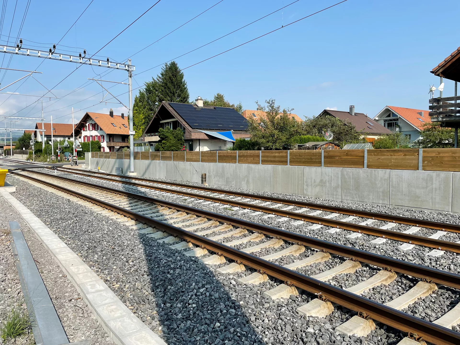 GRANDE Winkelplatten mit Nut und Kamm grau glatt gefast bewehrt L 200 cm B 110 cm H 125 cm W 20 cm