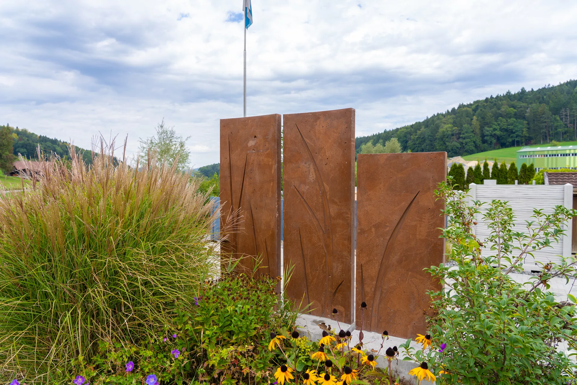 FERRO CONCRETE Betonstele bewehrt mit Motiv 2 Rost glatt vollkantig L 50 cm B 6 cm H 150 cm