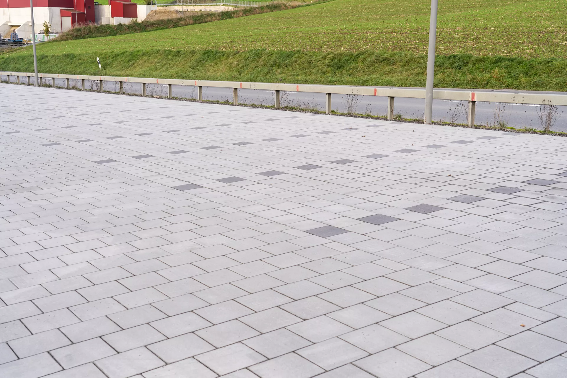 CLIMA STONE Drain mit BRIDGE Nockenverbund grau fein gefast L 28 cm B 28 cm H 8 cm