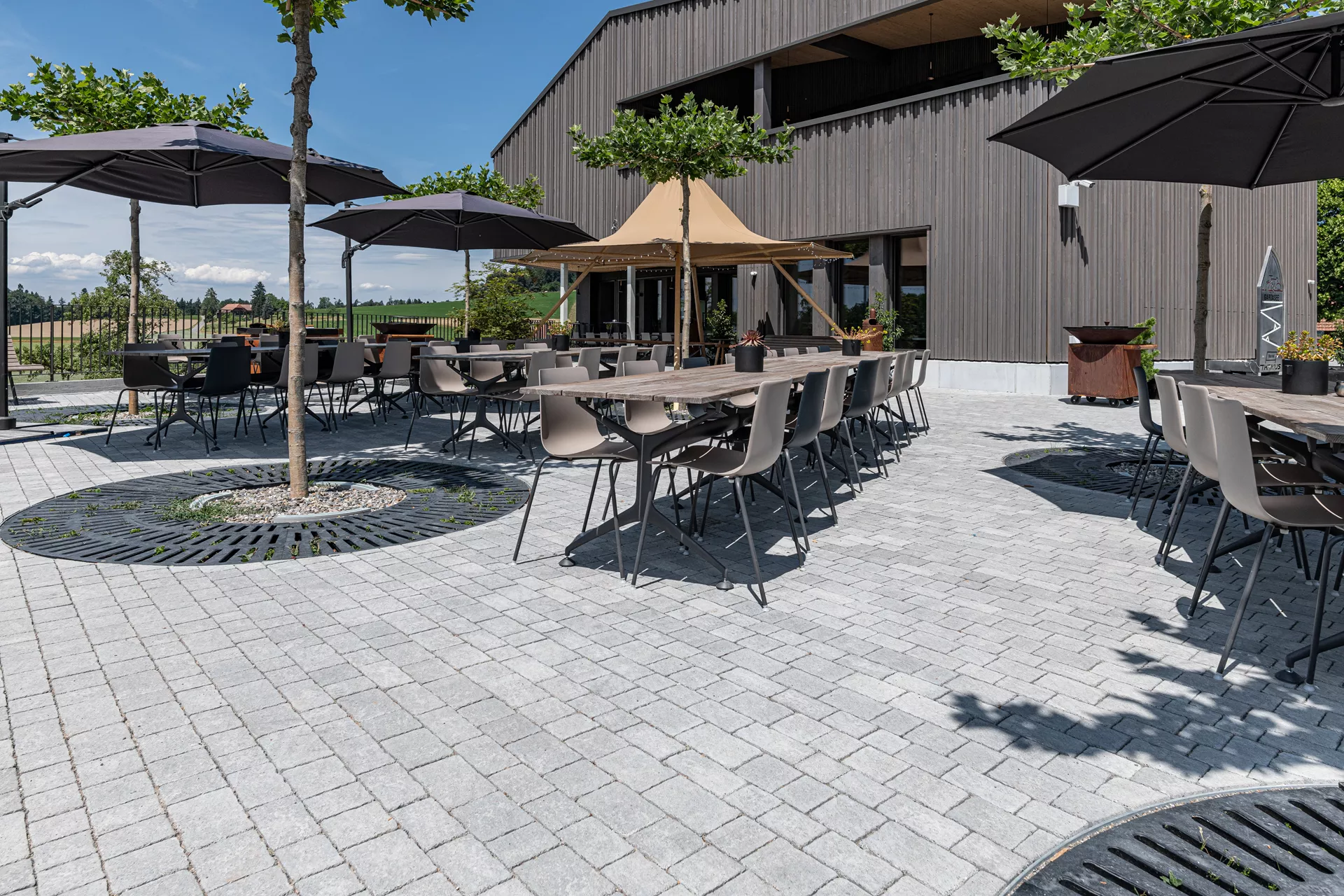 FRIEDA Wildpflaster perlgrau strukturiert Kanten gebr. L 9.4-19.4 cm B 9.4-11.9 cm H 7 cm